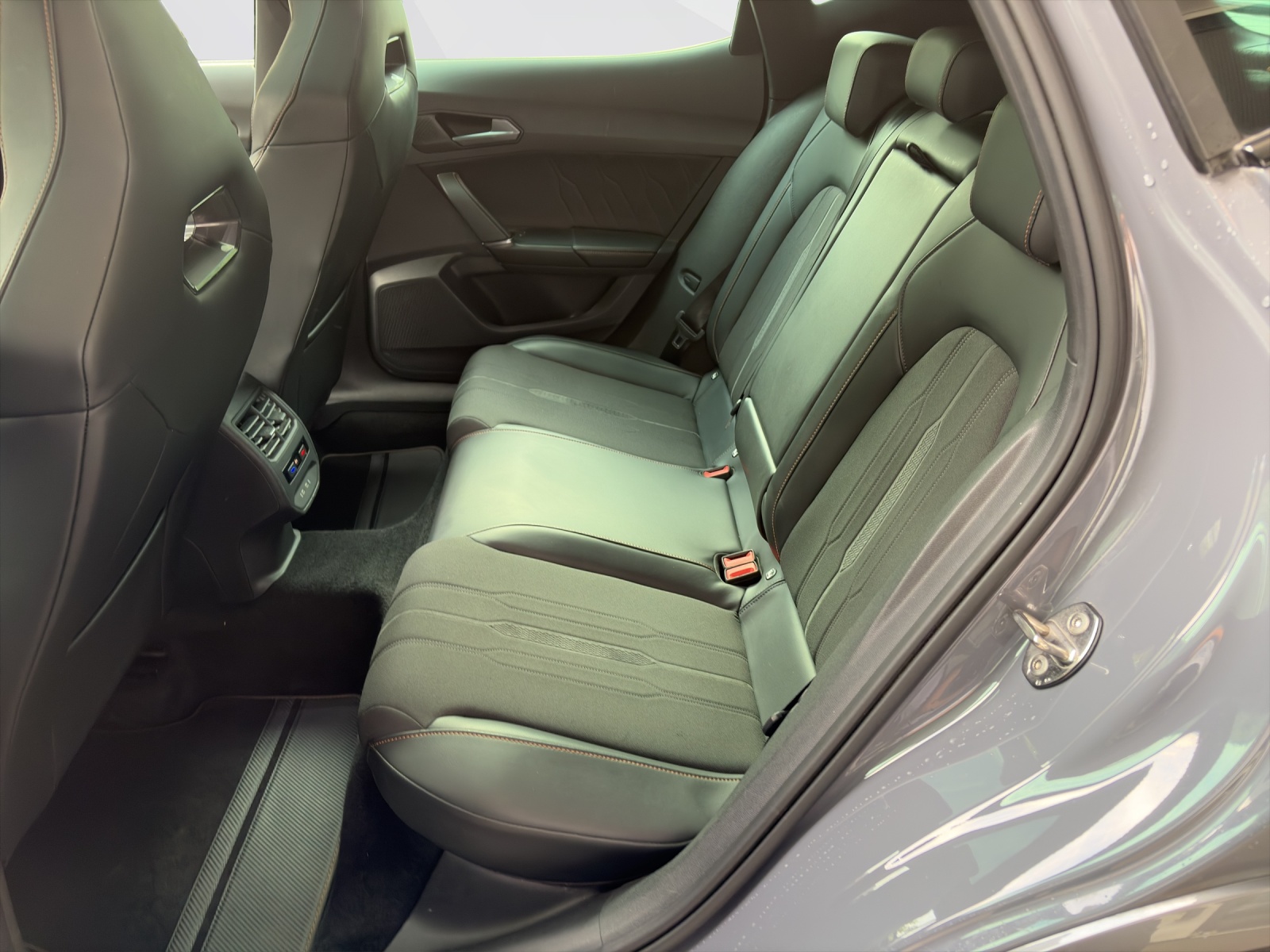 CUPRA Formentor 1.4 eHybrid VZ DSG-image-18