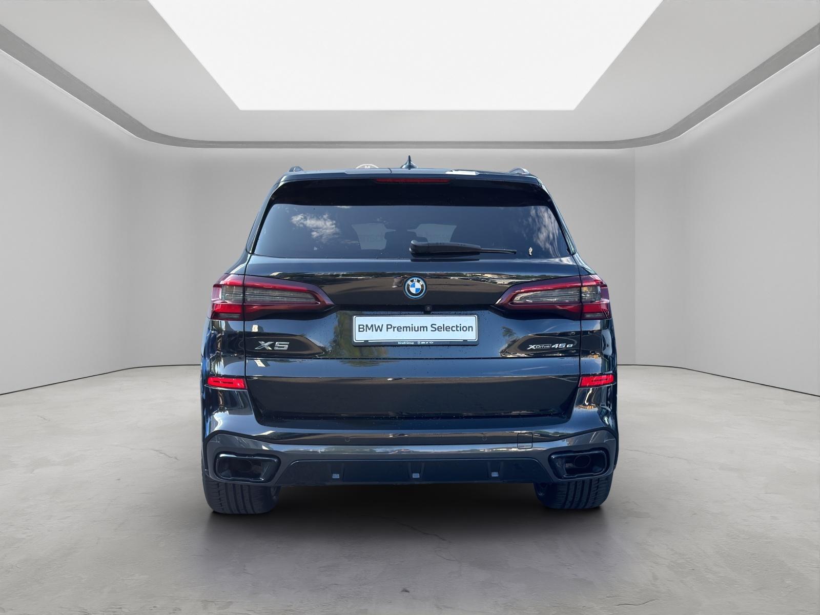 BMW X5 45e xDrive-showroom-element-3