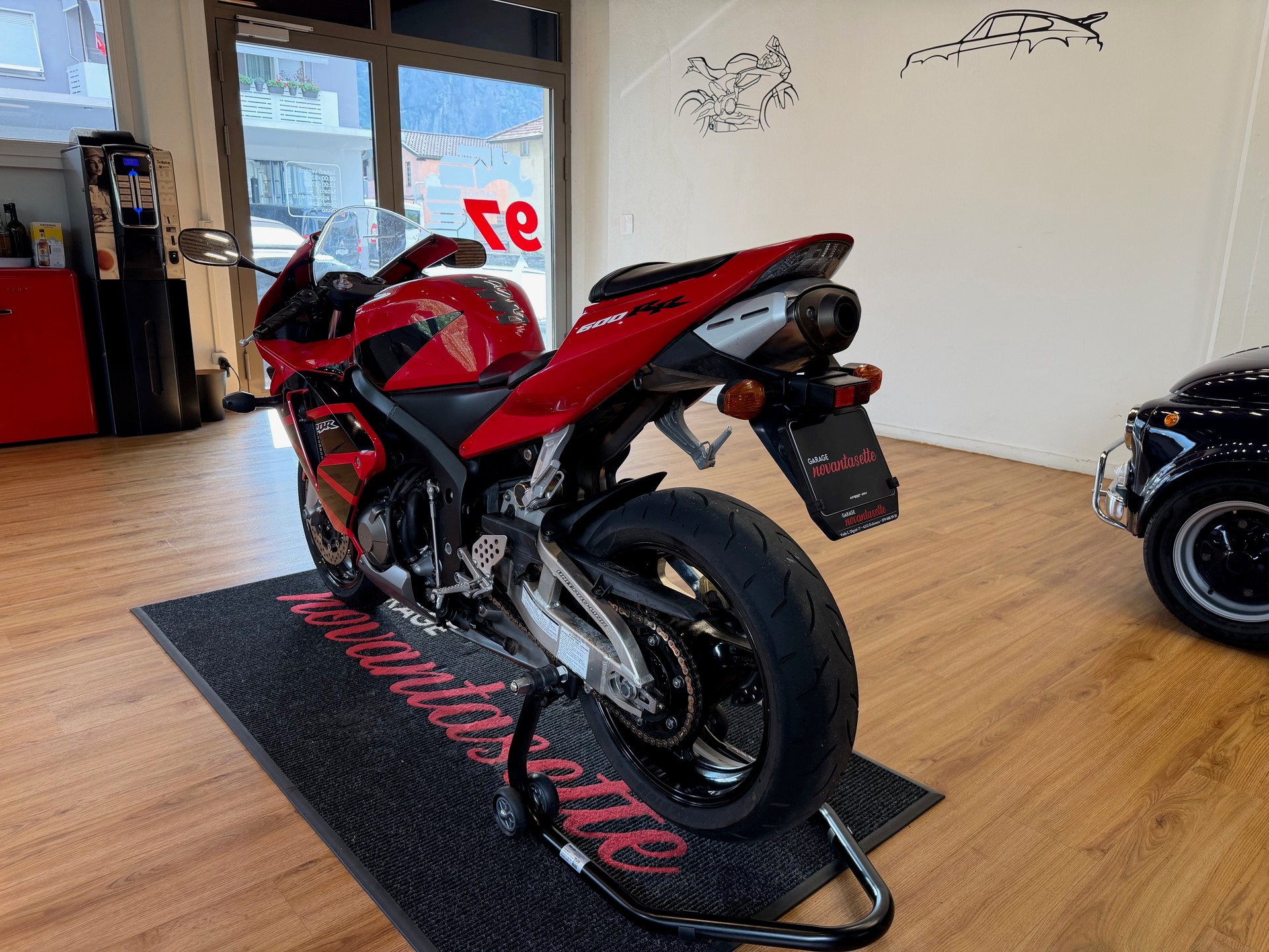 HONDA CBR 600 RR-image-4