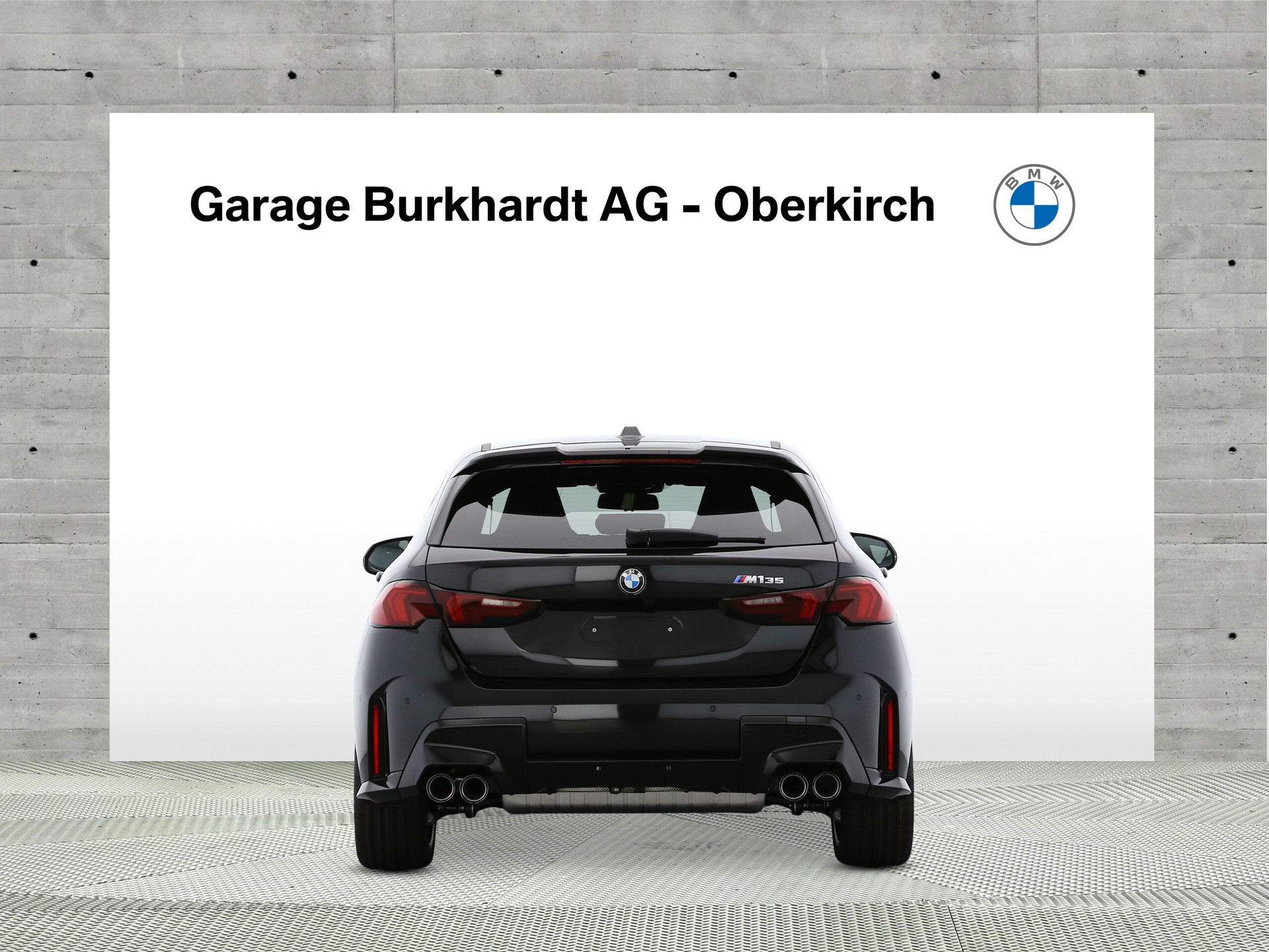 BMW M135 xDrive M Sport Pro-showroom-element-3