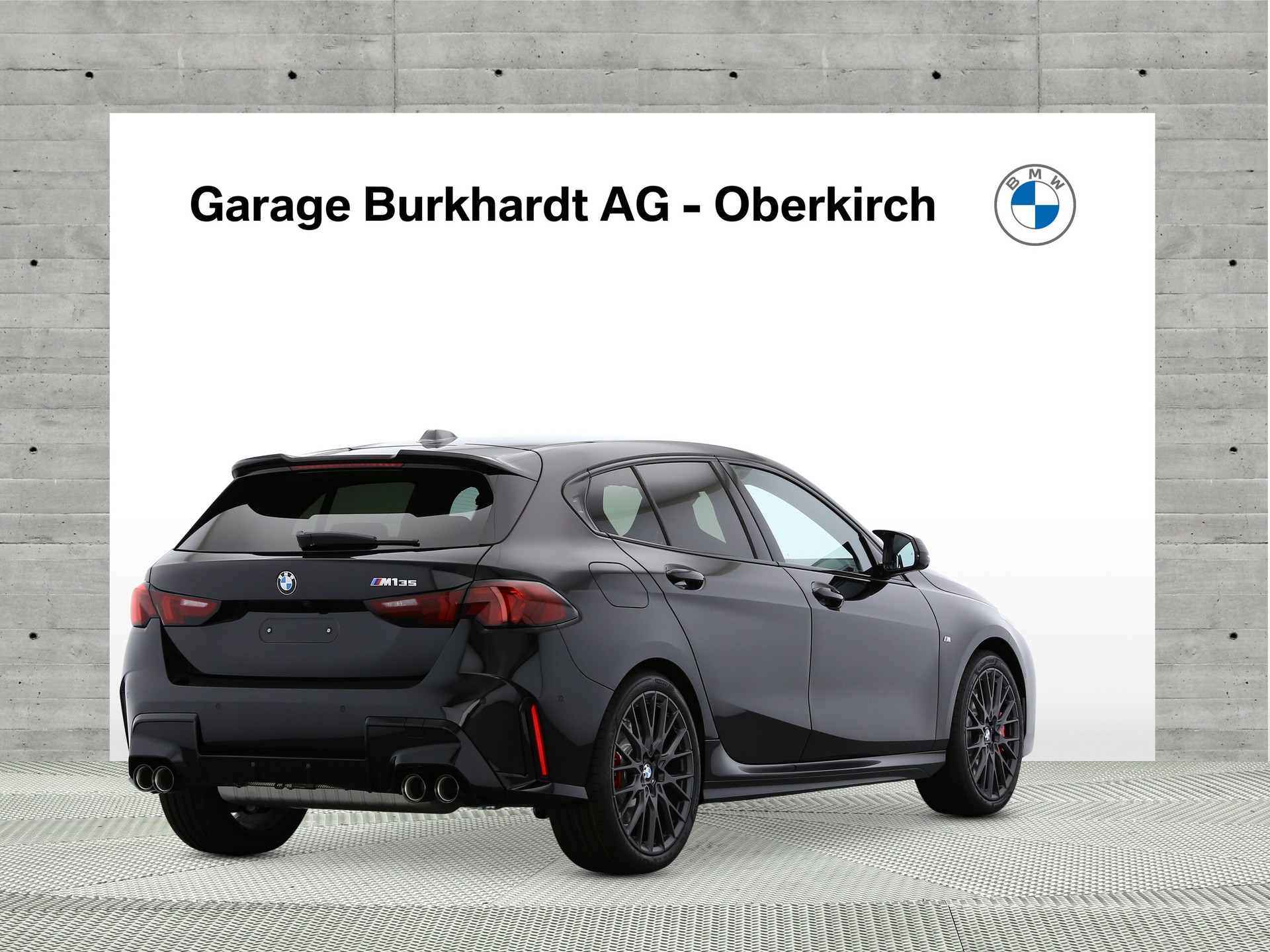 BMW M135 xDrive M Sport Pro-showroom-element-1