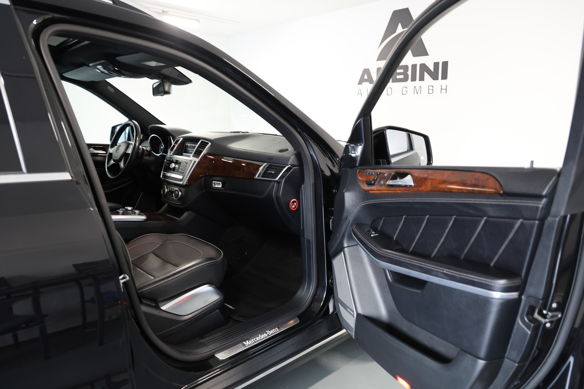MERCEDES-BENZ GL 500 V8 7-Plätzer-image-11