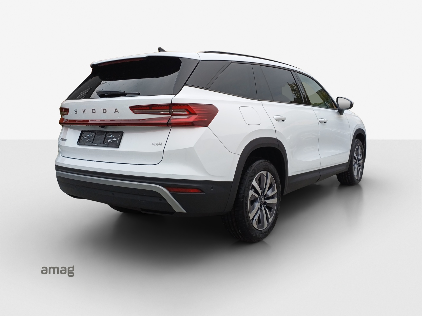 SKODA Kodiaq 2.0 TSI Dynamic 4x4-showroom-element-2