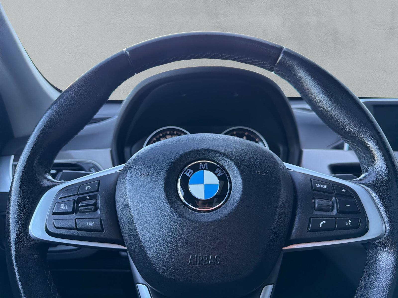 BMW X1 18i sDrive X-line (CH)-image-17