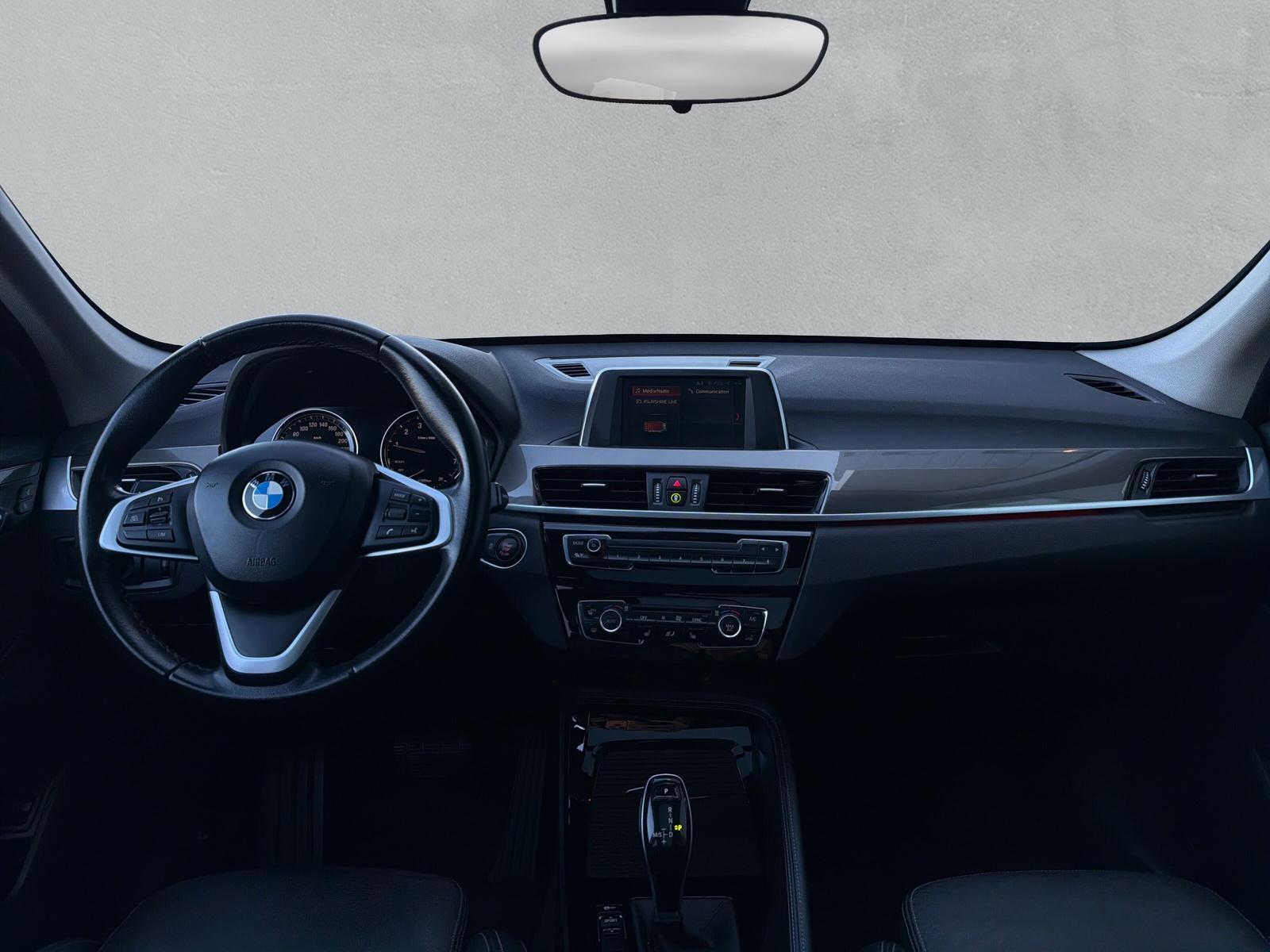 BMW X1 18i sDrive X-line (CH)-image-12