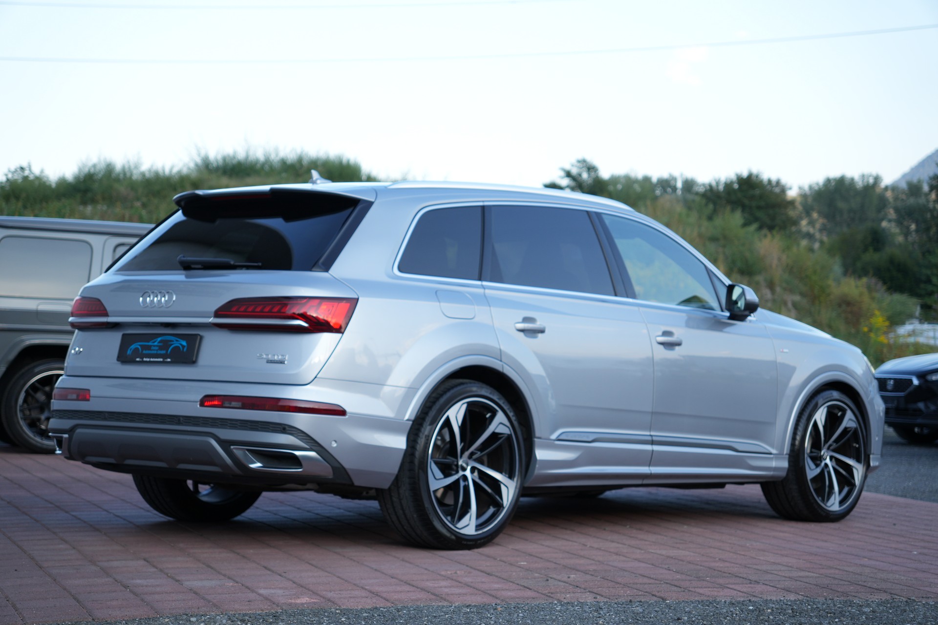 AUDI Q7 50 TDI quattro S Line tiptronic (7-Plätzer)-image-4