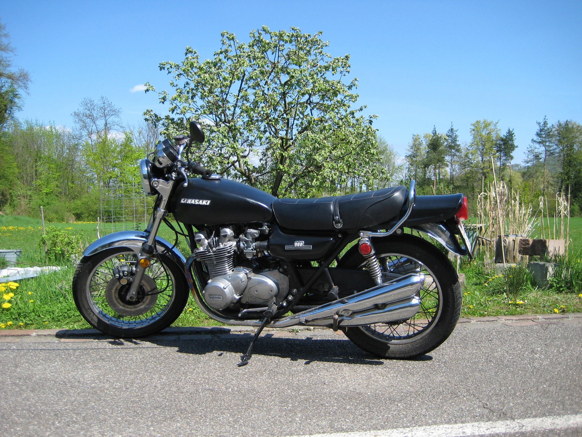 KAWASAKI Z1F 900-image-1