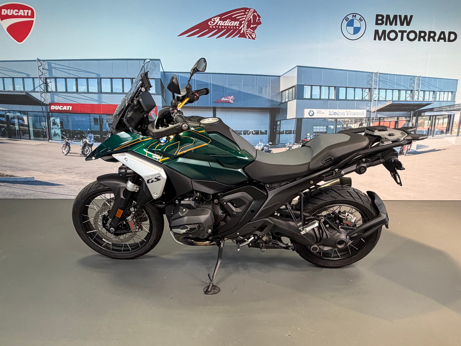 BMW R 1300 GS-image-3