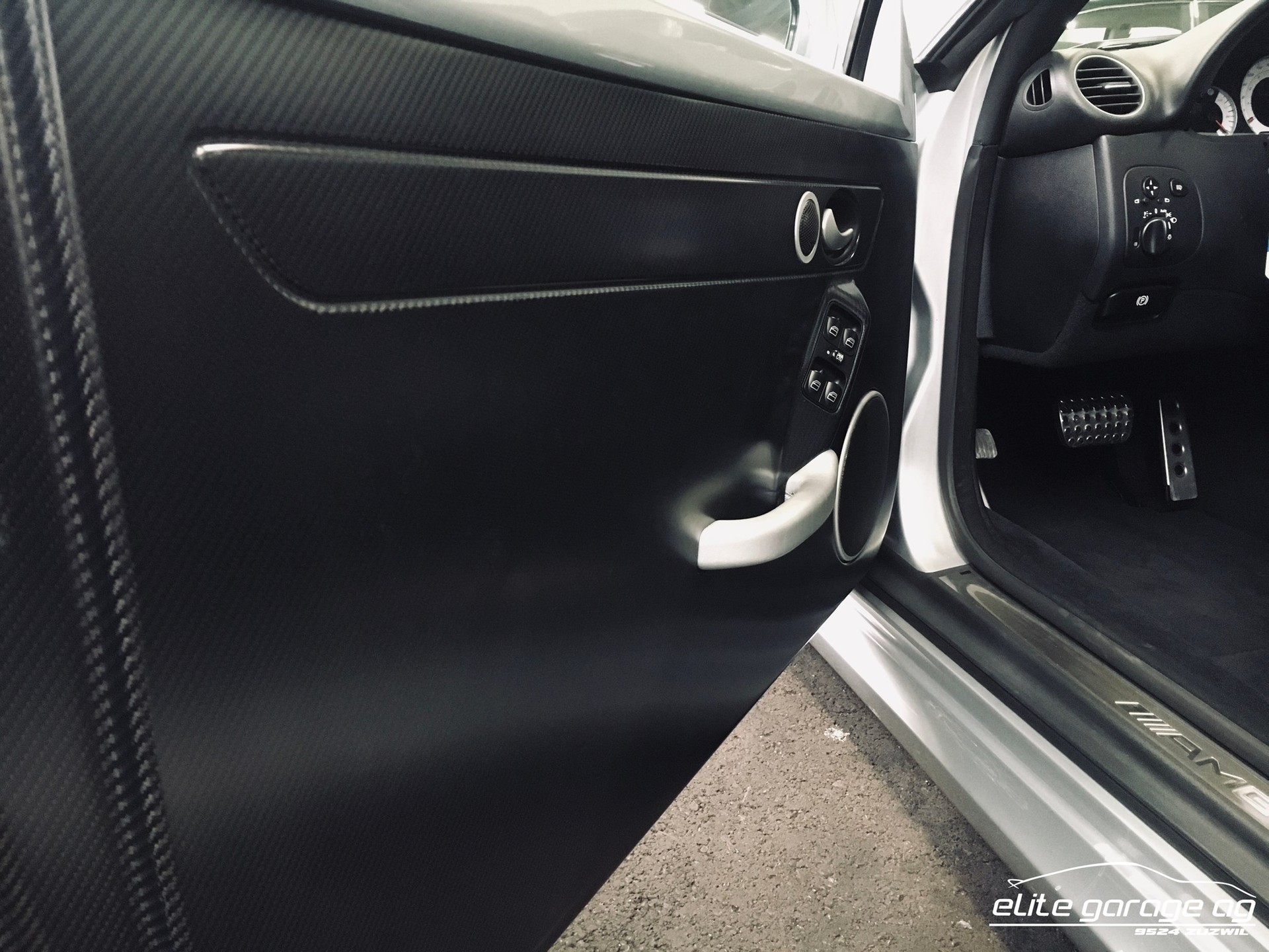 MERCEDES-BENZ CLK DTM AMG CABRIOLET-image-13