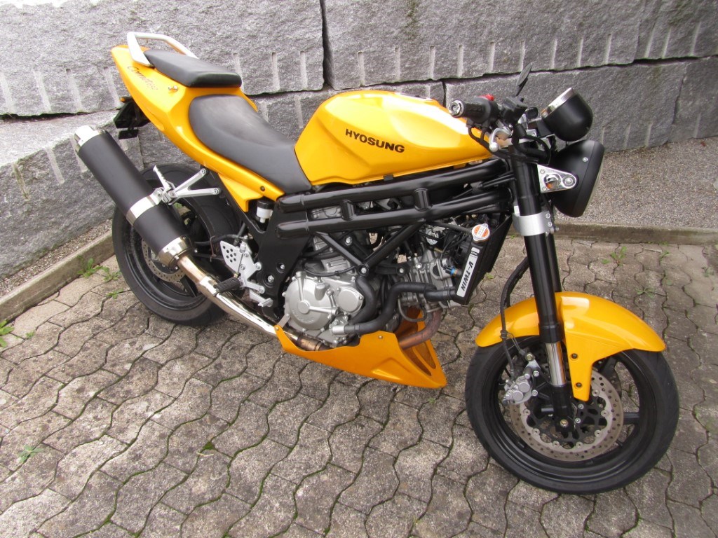 HYOSUNG Comet 650 GT-image-0