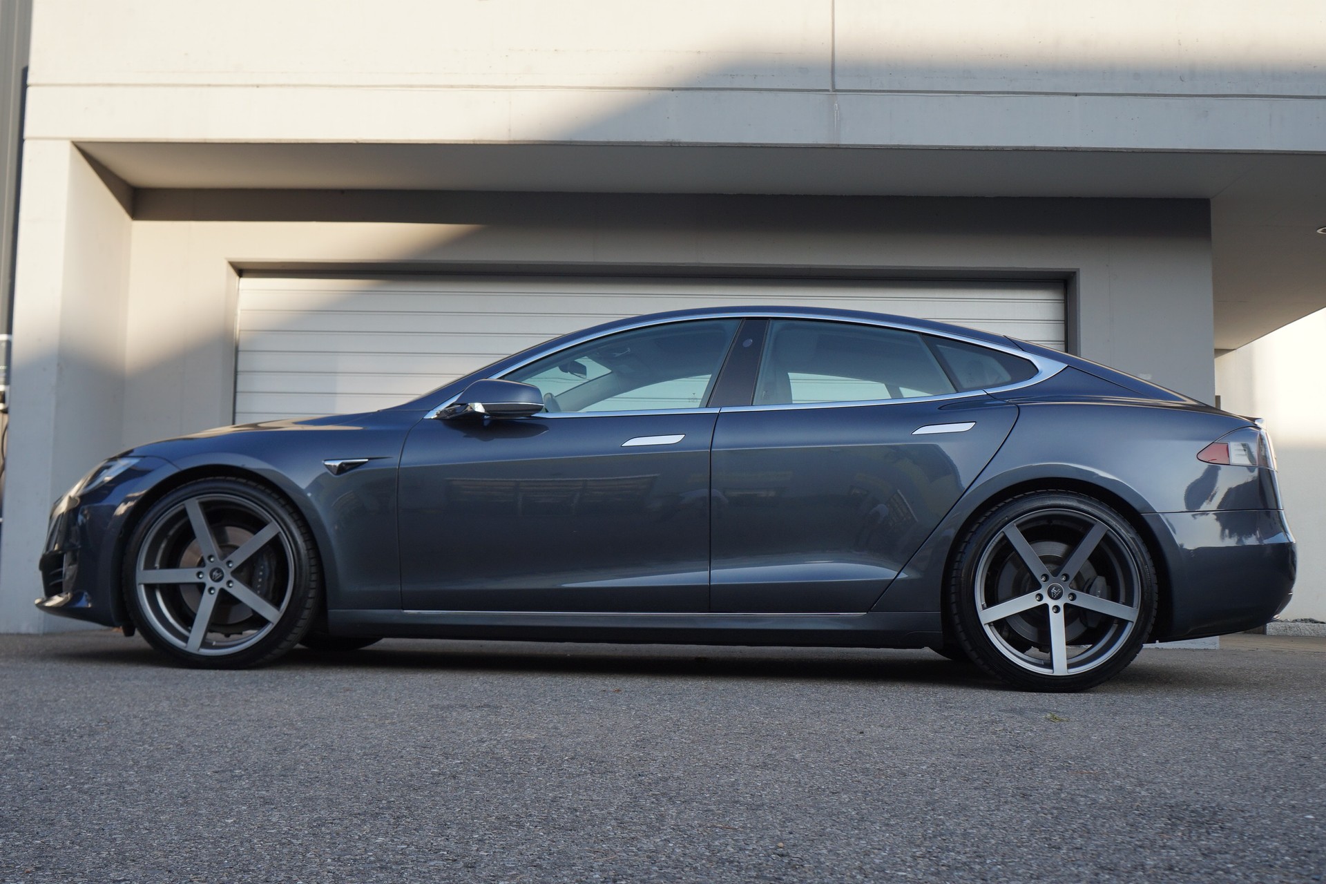 TESLA Model S 75 D - FACELIFT - GARANTIE BIS 06.2027-showroom-element-3