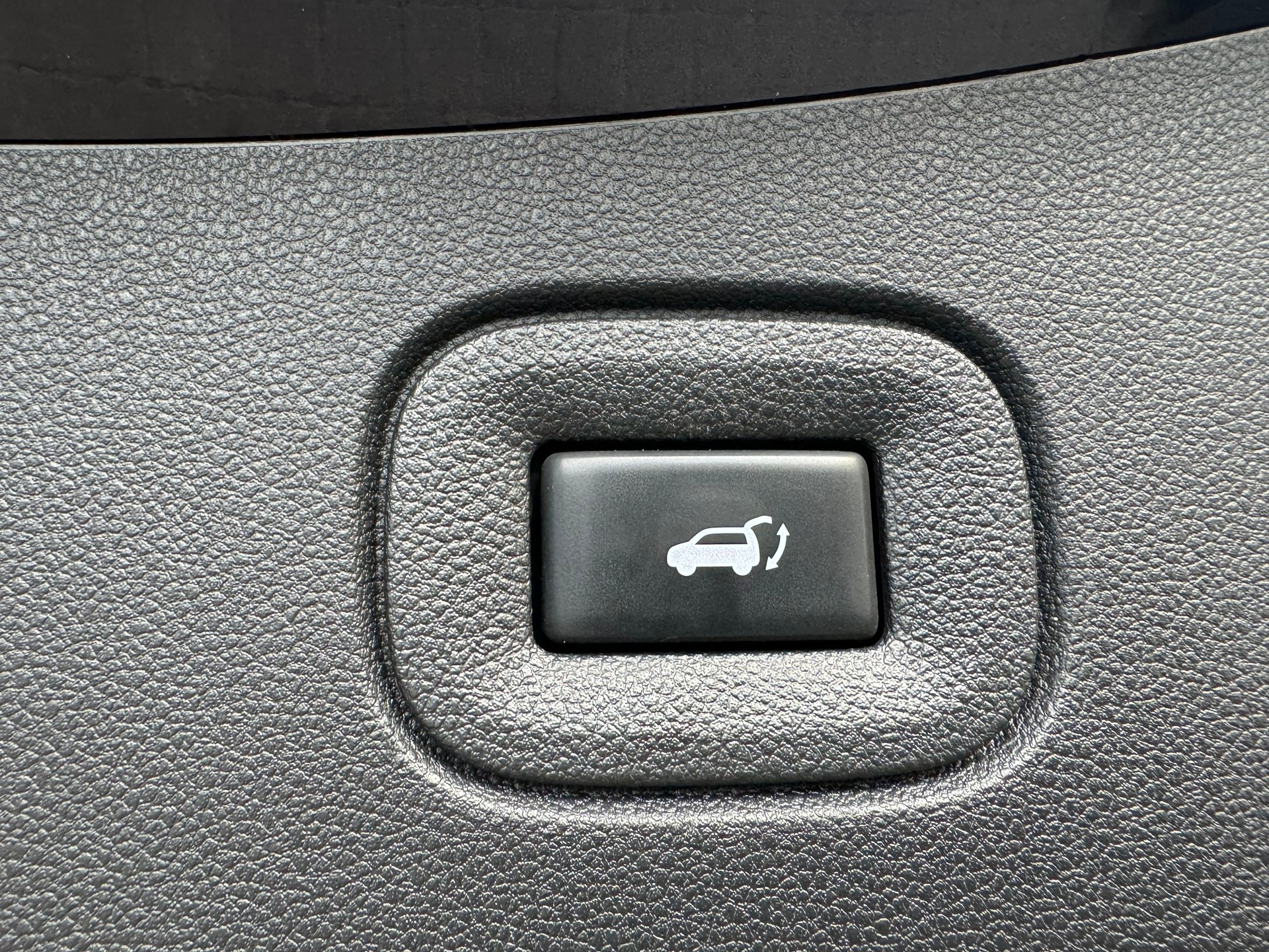RENAULT Koleos 2.0 dCi Intens 4x4 Xtronic CVT-image-12