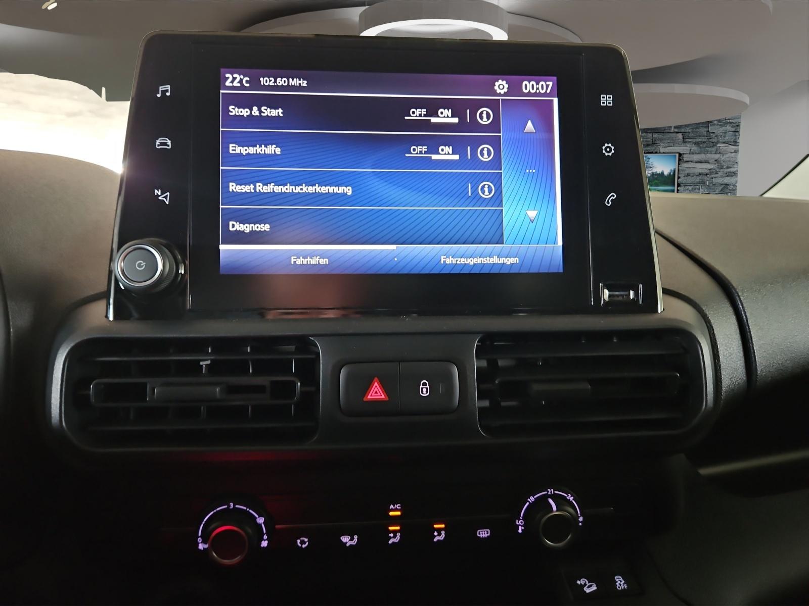 TOYOTA PROACE CITY Van L2 1.5 D Active 4x4-image-12