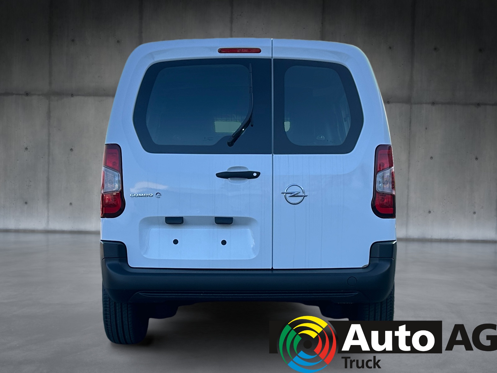 OPEL Combo-e Cargo-showroom-element-2
