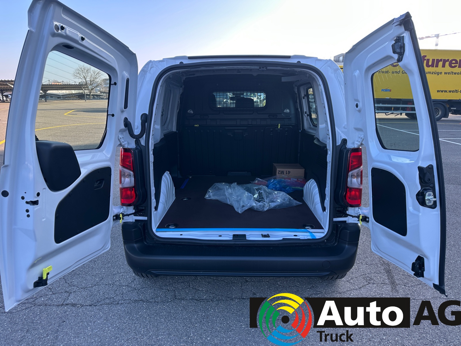 OPEL Combo-e Cargo-image-5