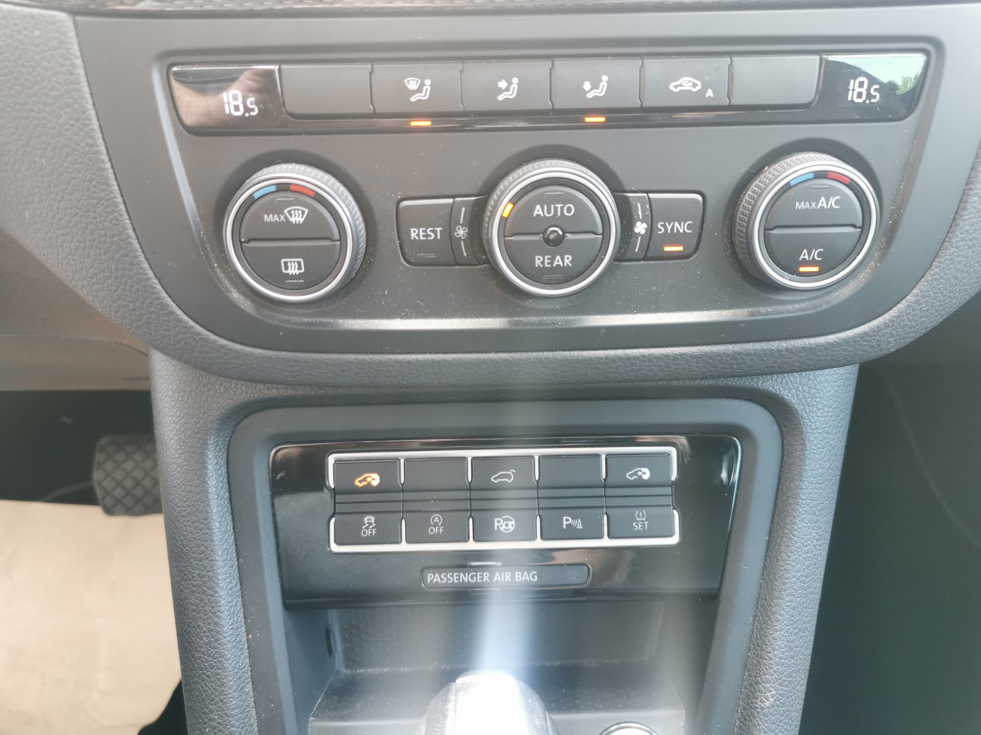 SEAT Alhambra 1.4 TSI Style Advanced DSG-image-10