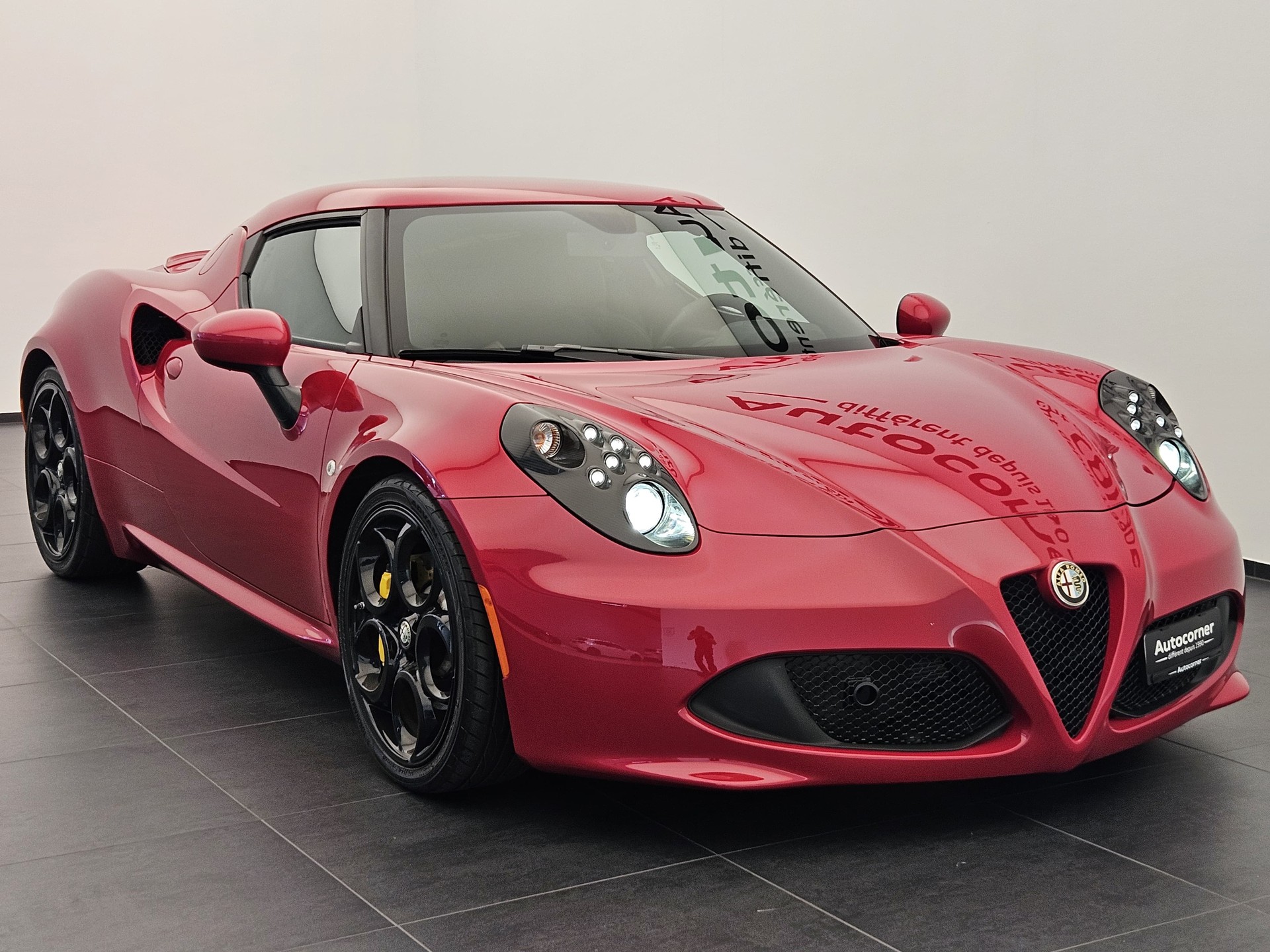 ALFA ROMEO 4C 1750 TBi TCT-image-4