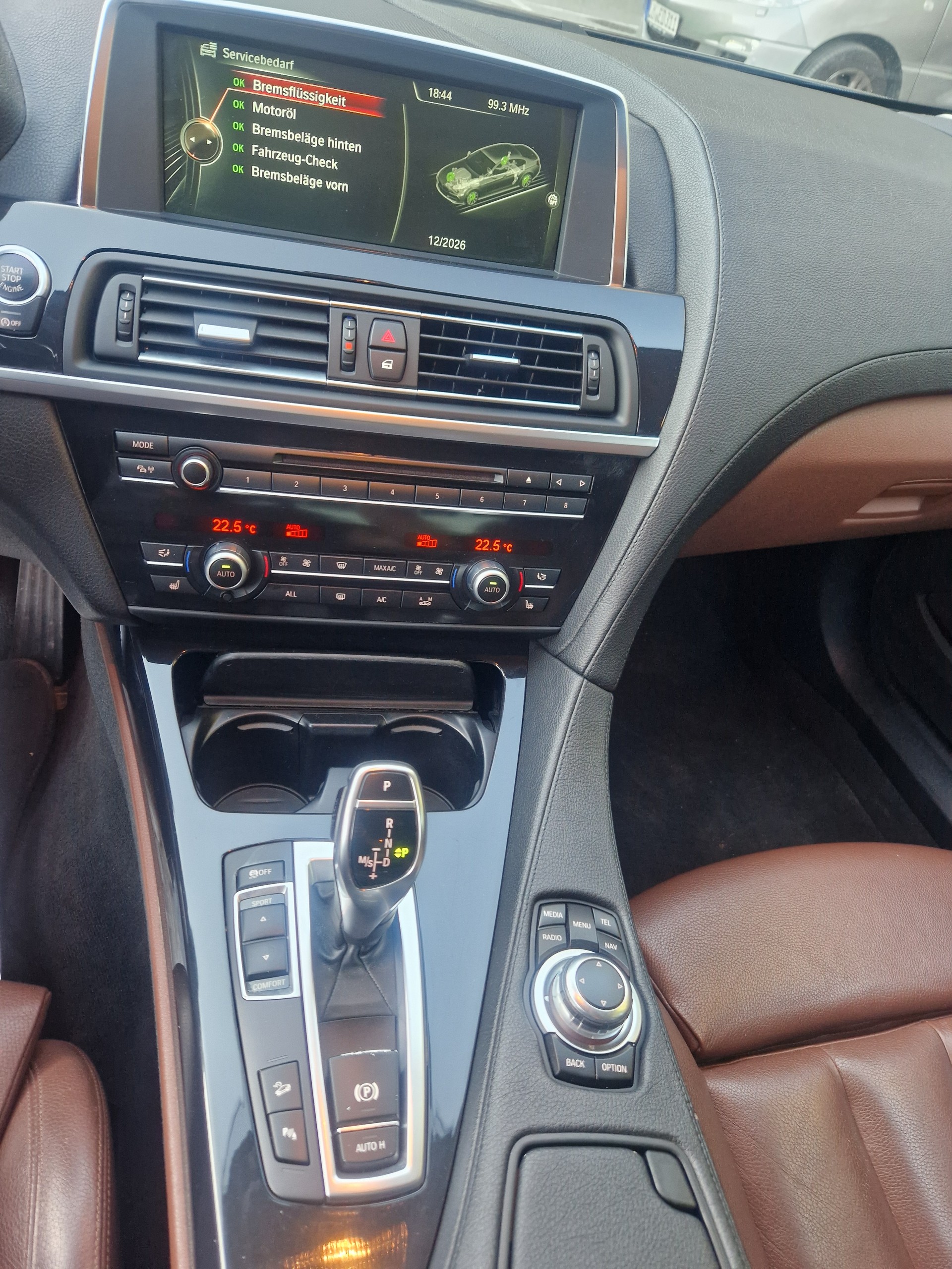BMW 650i Gran Coupé xDrive-image-12