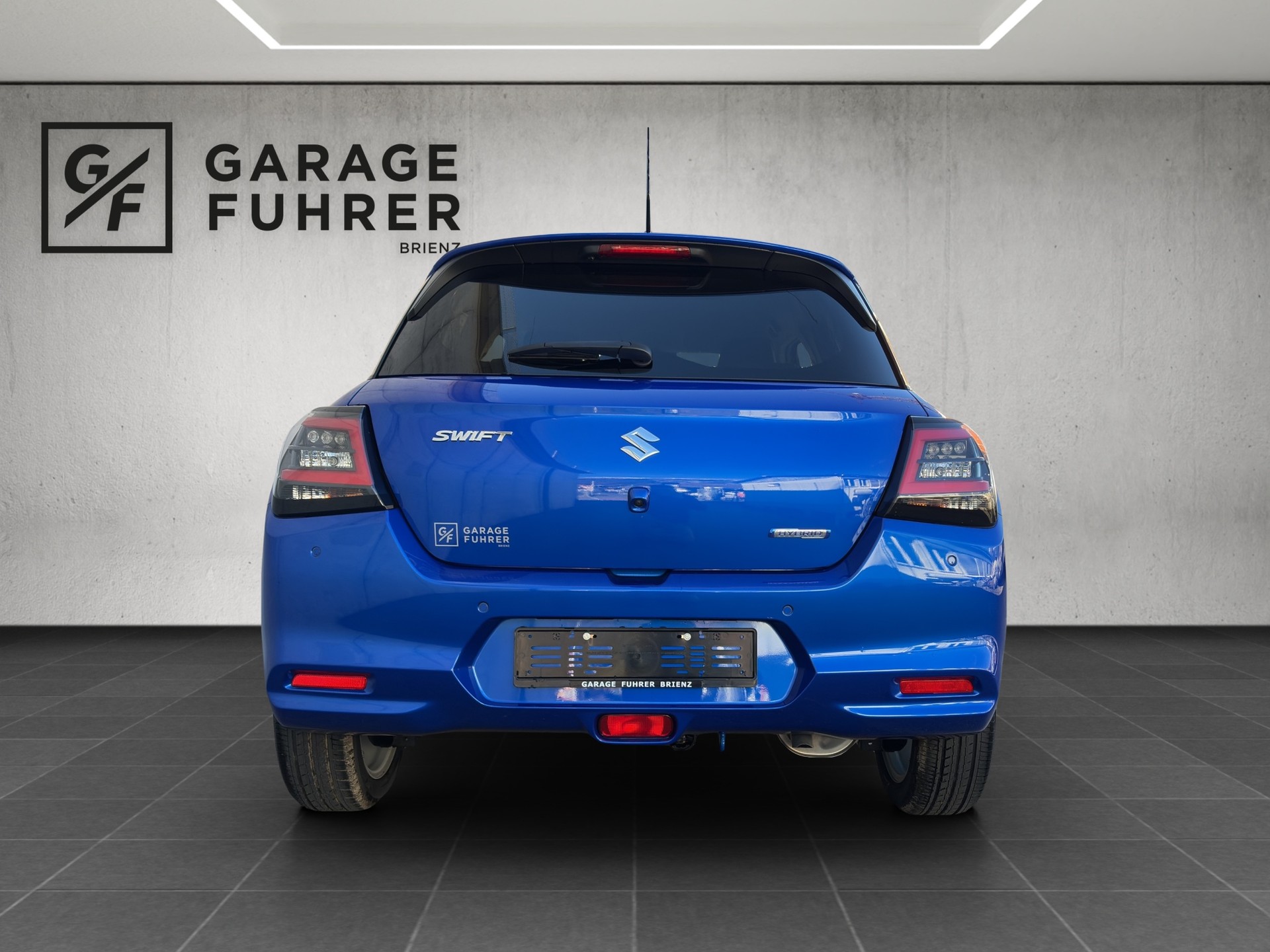 SUZUKI Swift 1.2 Compact + 4x4 Hybrid-image-4