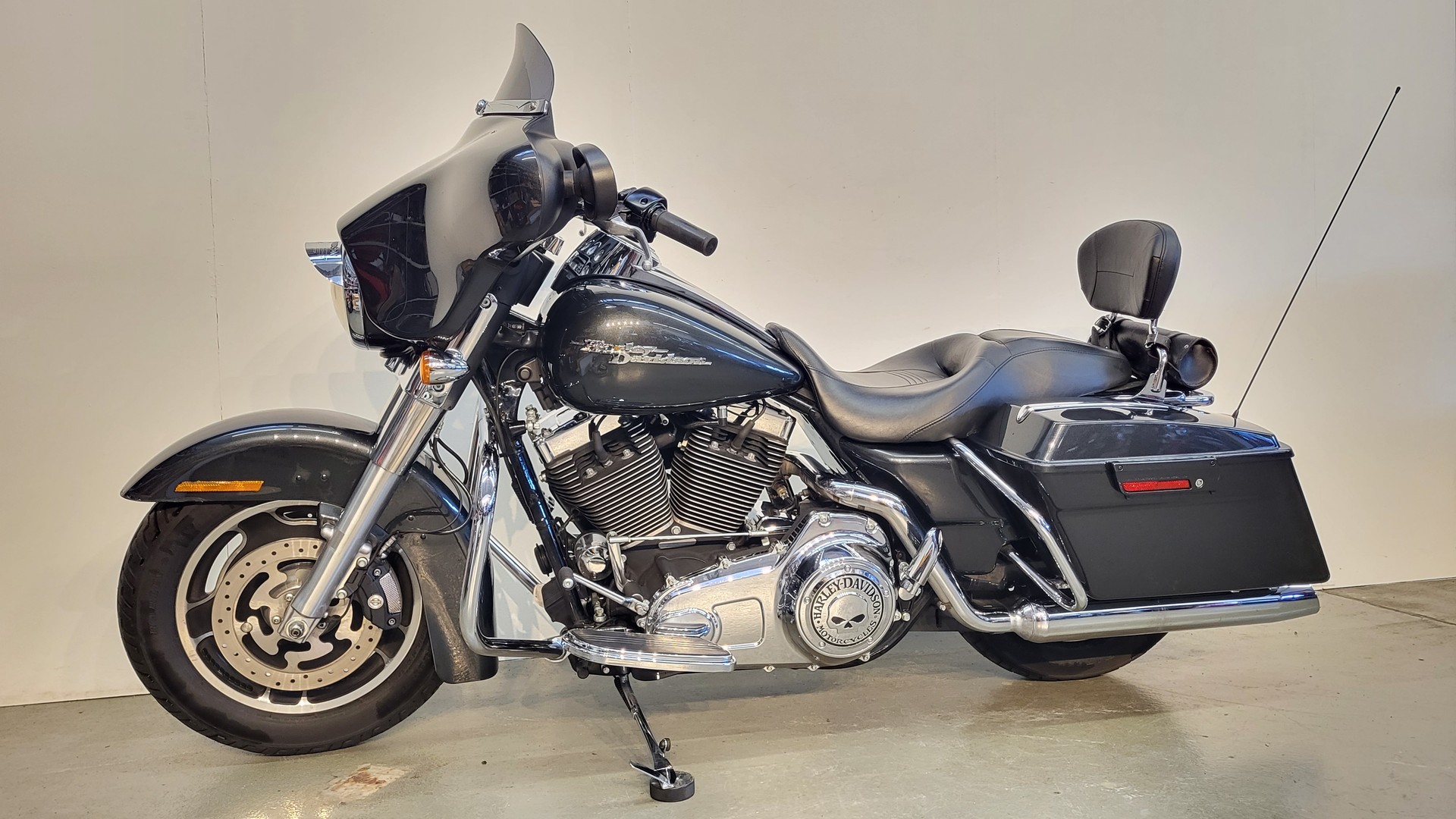 HARLEY-DAVIDSON FLHX Street Glide ABS-image-3
