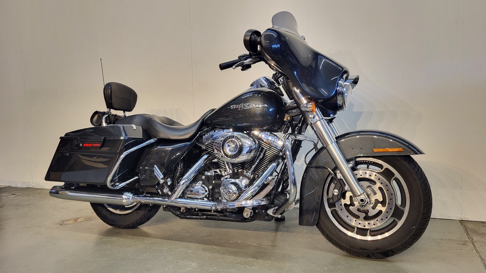 HARLEY-DAVIDSON FLHX Street Glide ABS-image-2