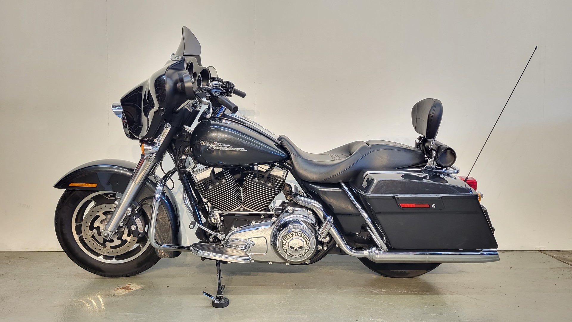 HARLEY-DAVIDSON FLHX Street Glide ABS-image-1