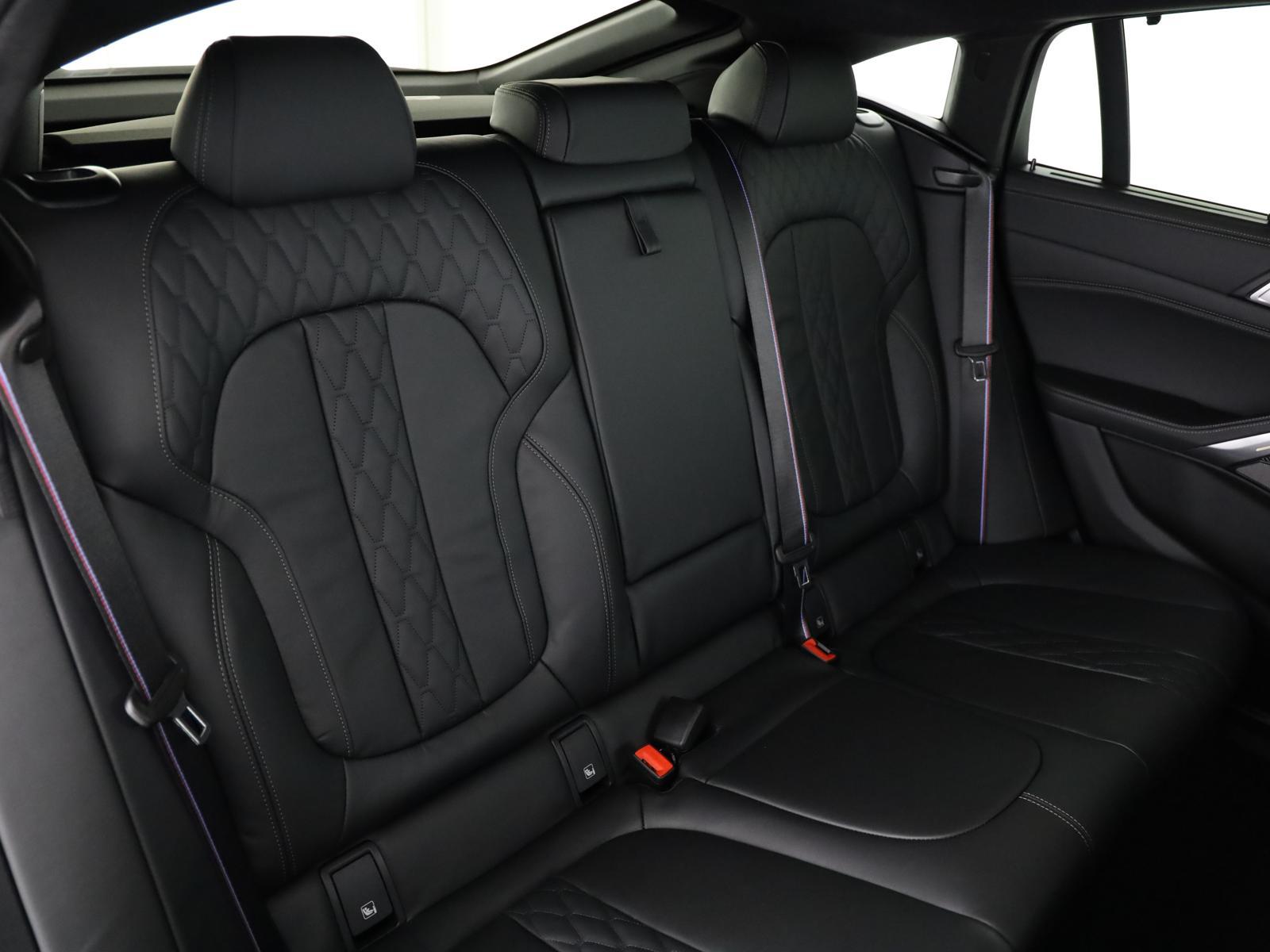 BMW X6 xDrive M60i M Sport Pro-image-15