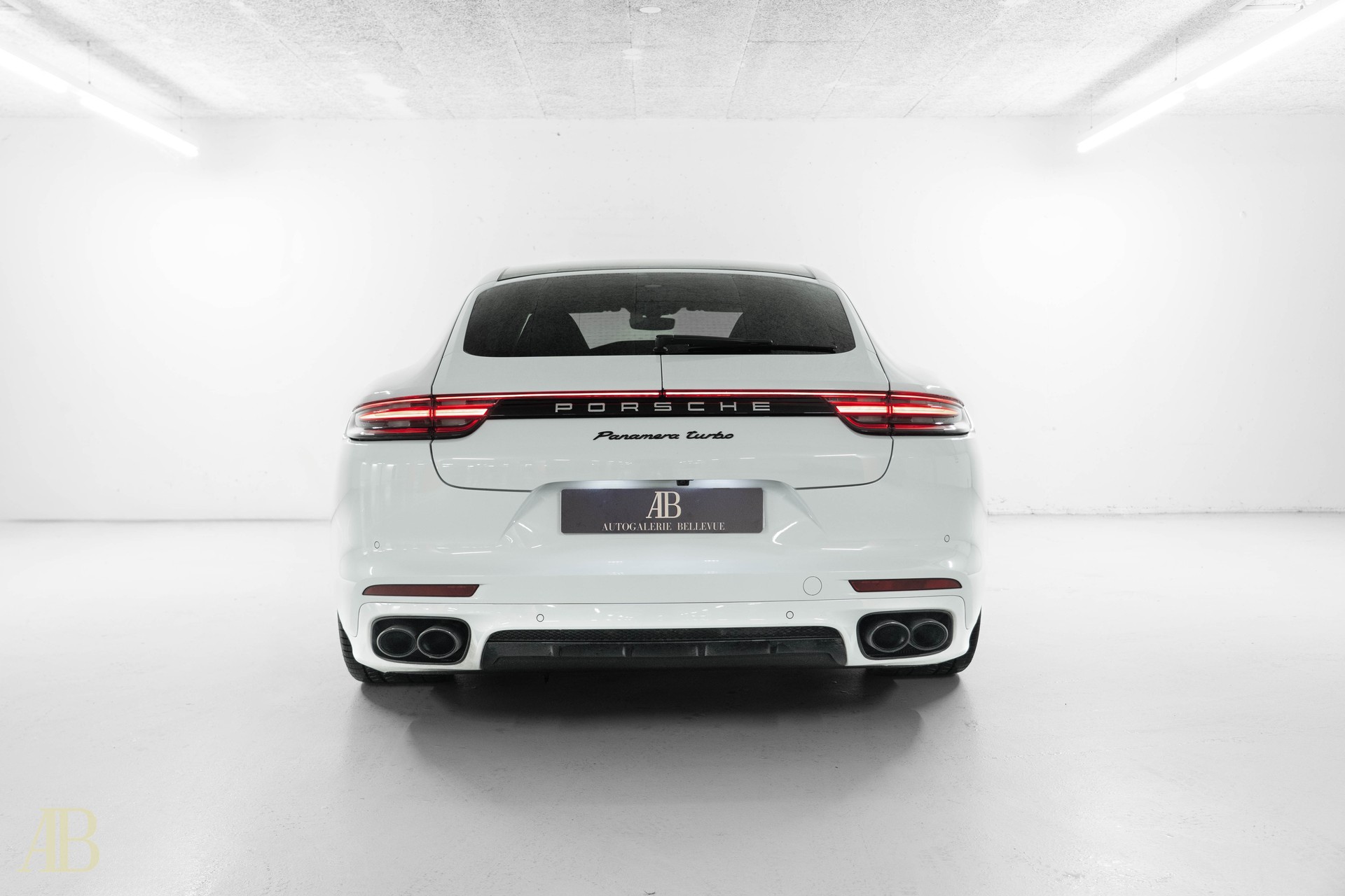 PORSCHE Panamera 4.0 V8 Turbo mit Porsche Approved Garantie-image-5