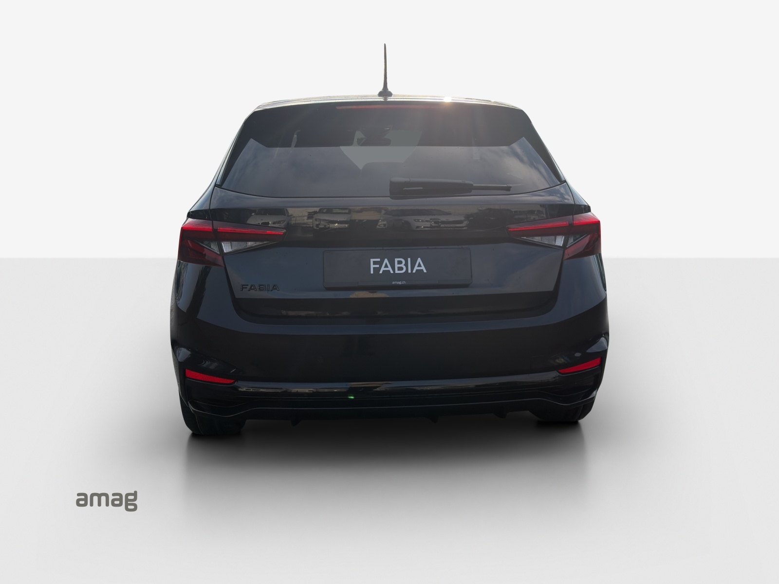 SKODA Fabia 1.0 TSI Monte Carlo DSG-showroom-element-3