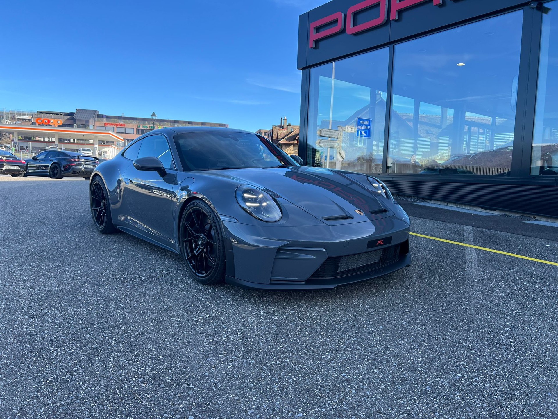 PORSCHE 911 Carrera GT3 PDK Touring-showroom-element-1