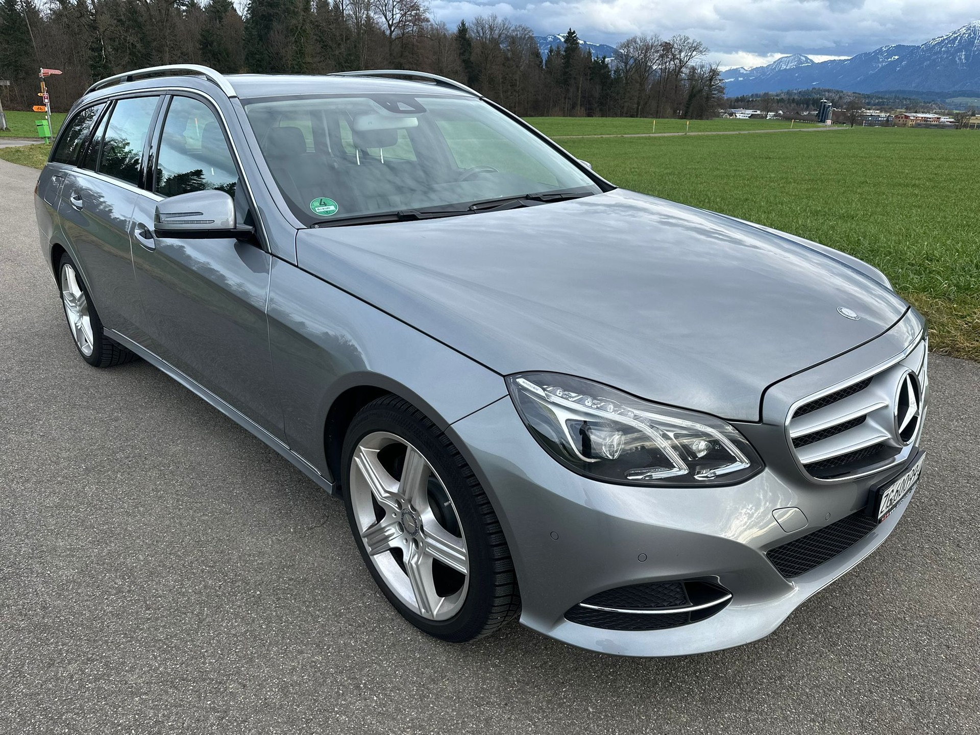 MERCEDES-BENZ E 250 CDI Elégance 4Matic 7G-Tronic-showroom-element-3