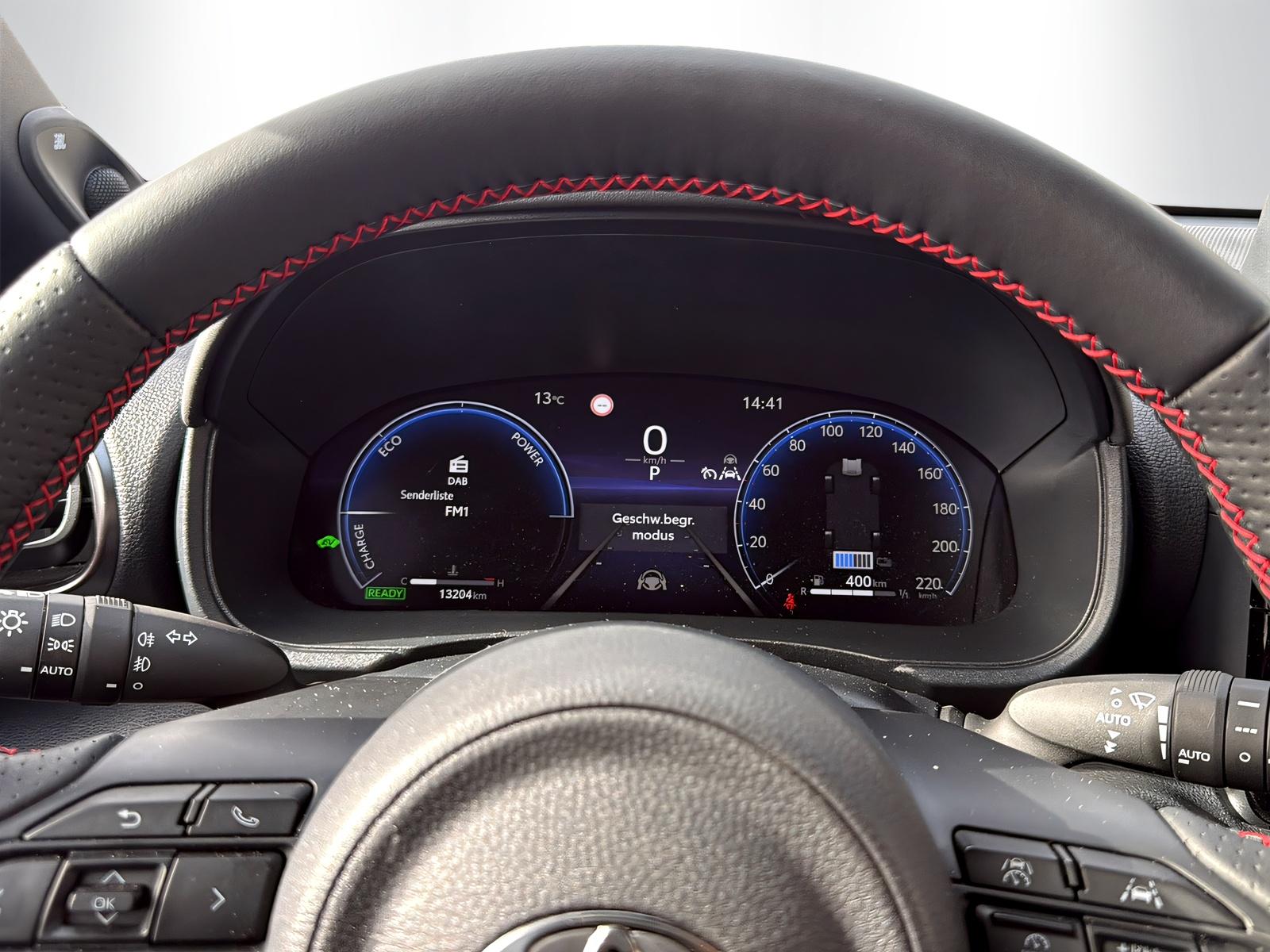 TOYOTA Yaris 1.5 VVT-i HSD GR Sport-image-9