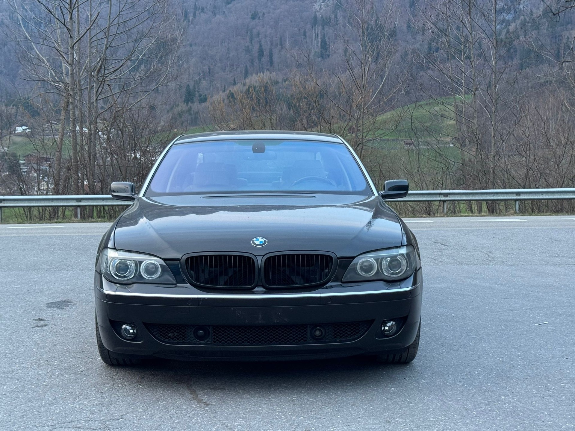 BMW 760i L-image-2