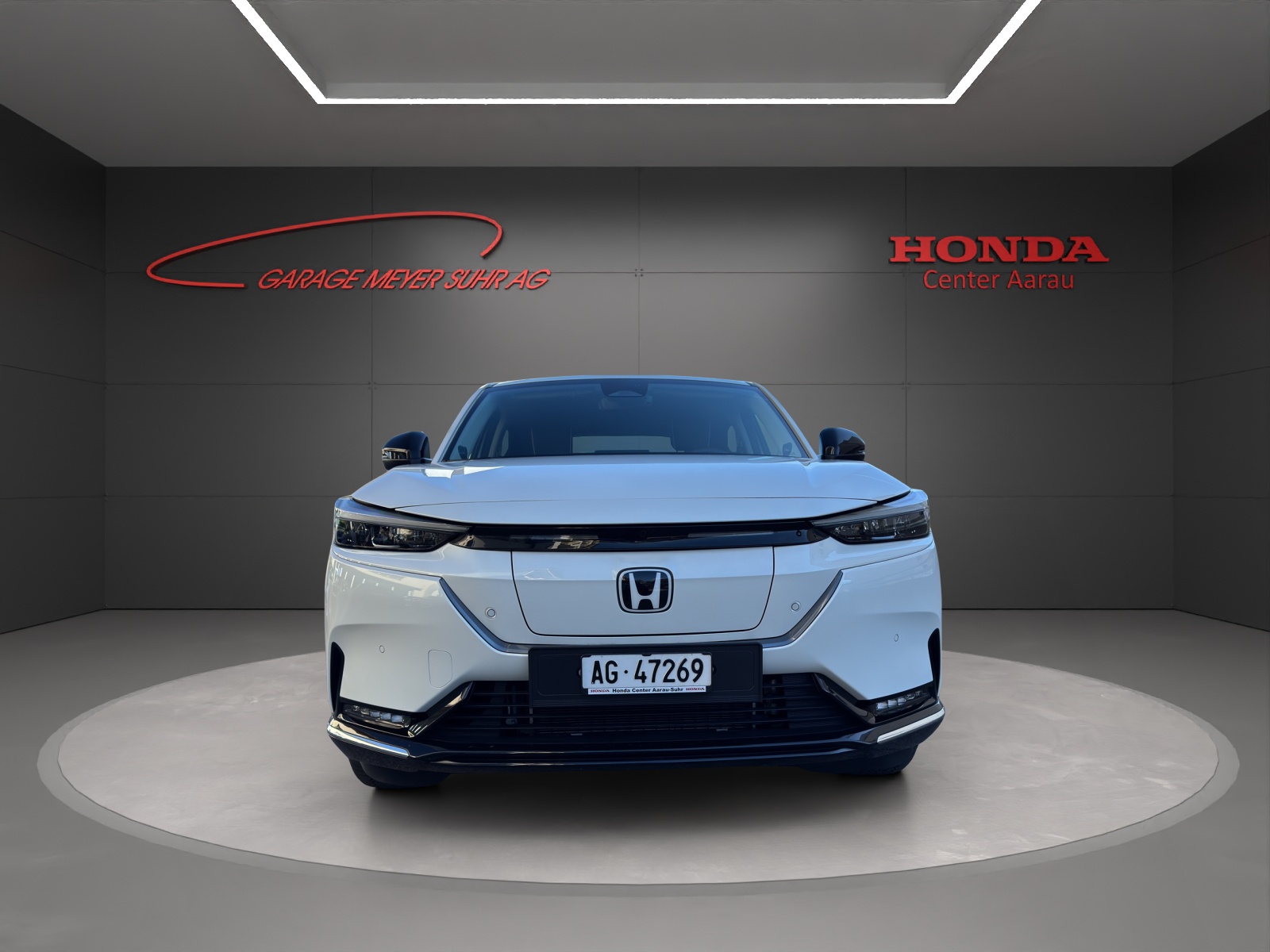 HONDA Ny1 Elegance-image-1