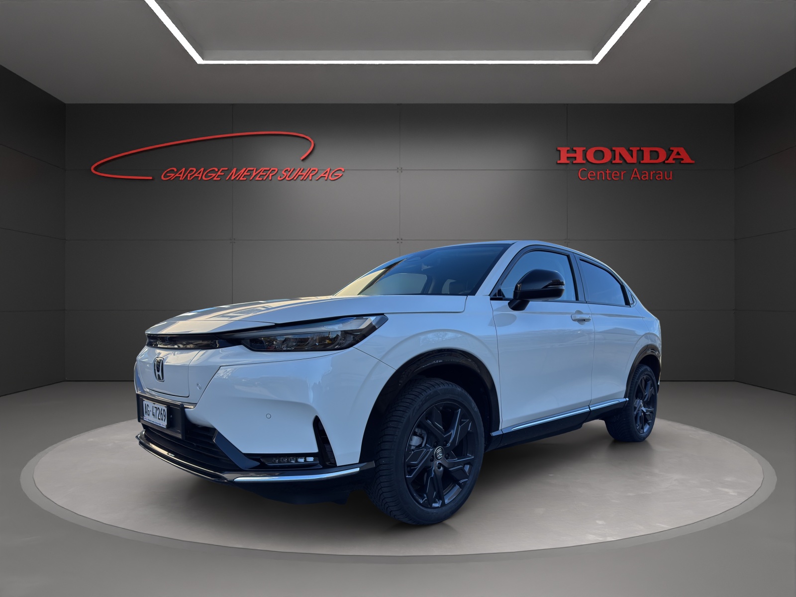 HONDA Ny1 Elegance-image-2