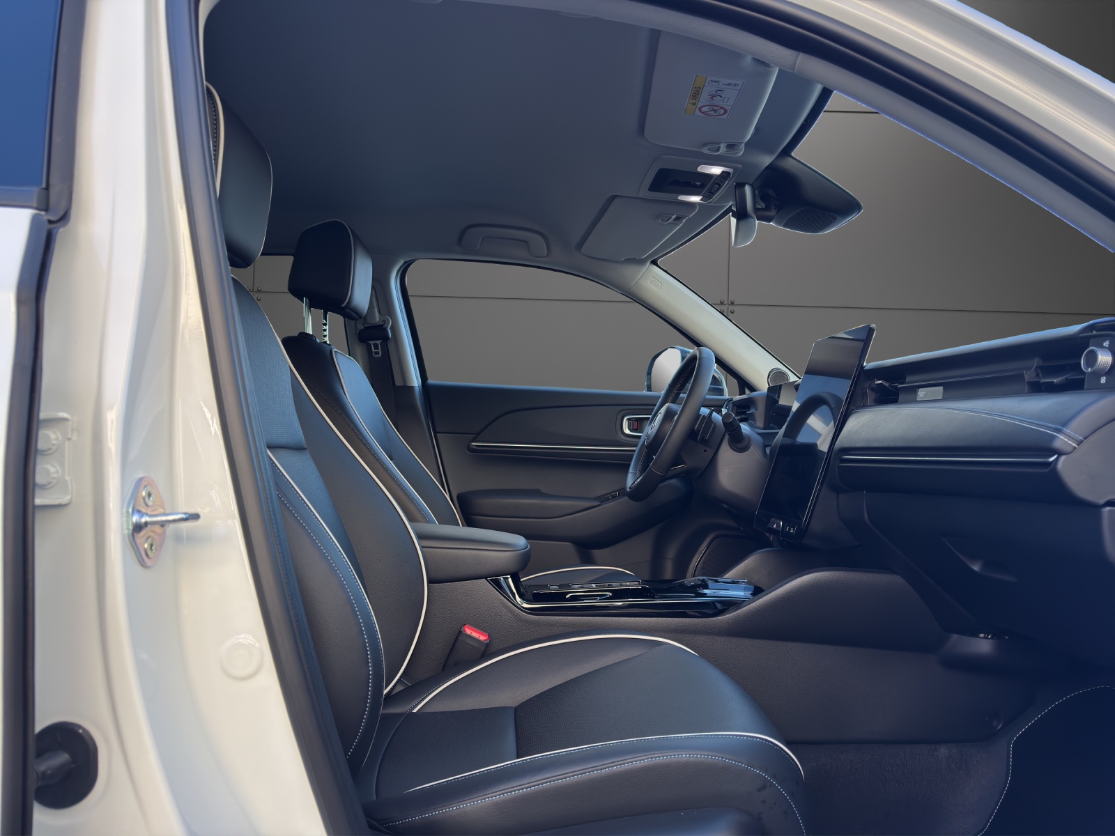 HONDA Ny1 Elegance-image-15