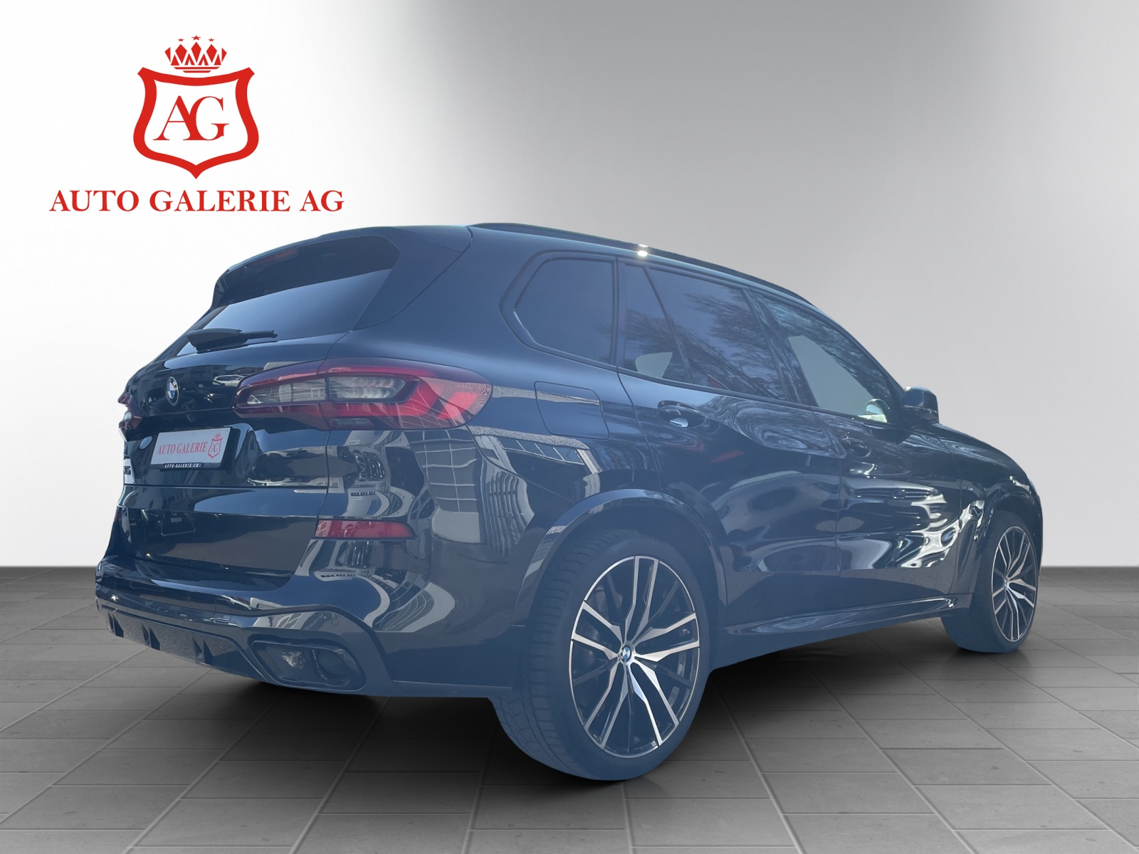BMW X5 xDrive 48V 40d M Sport Steptronic-image-4