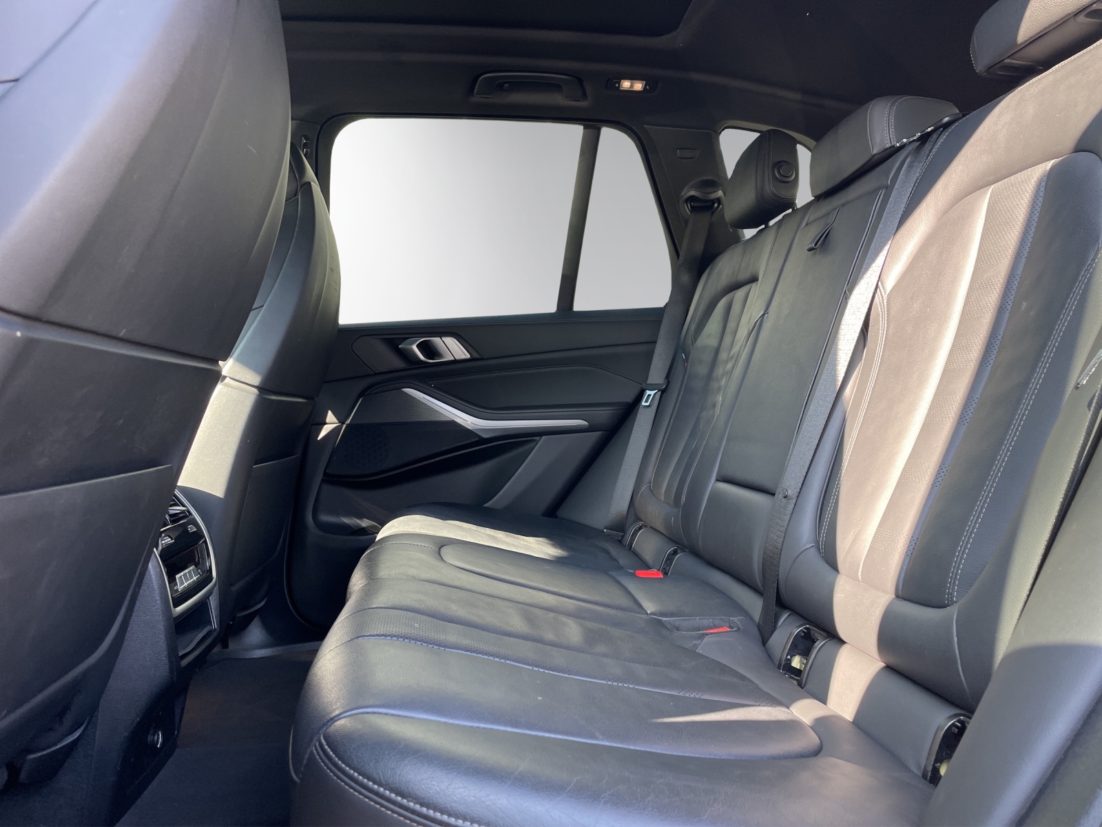 BMW X5 xDrive 48V 40d M Sport Steptronic-image-11