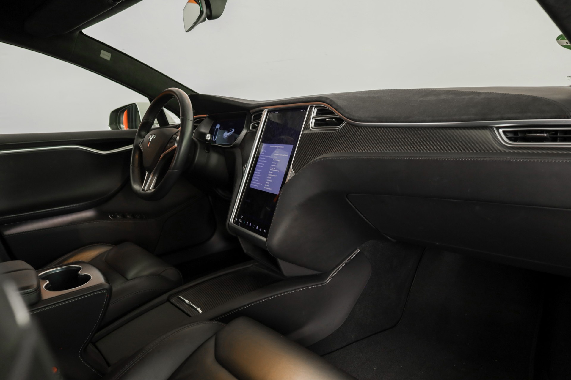 TESLA Model S 100 D Performance-image-22