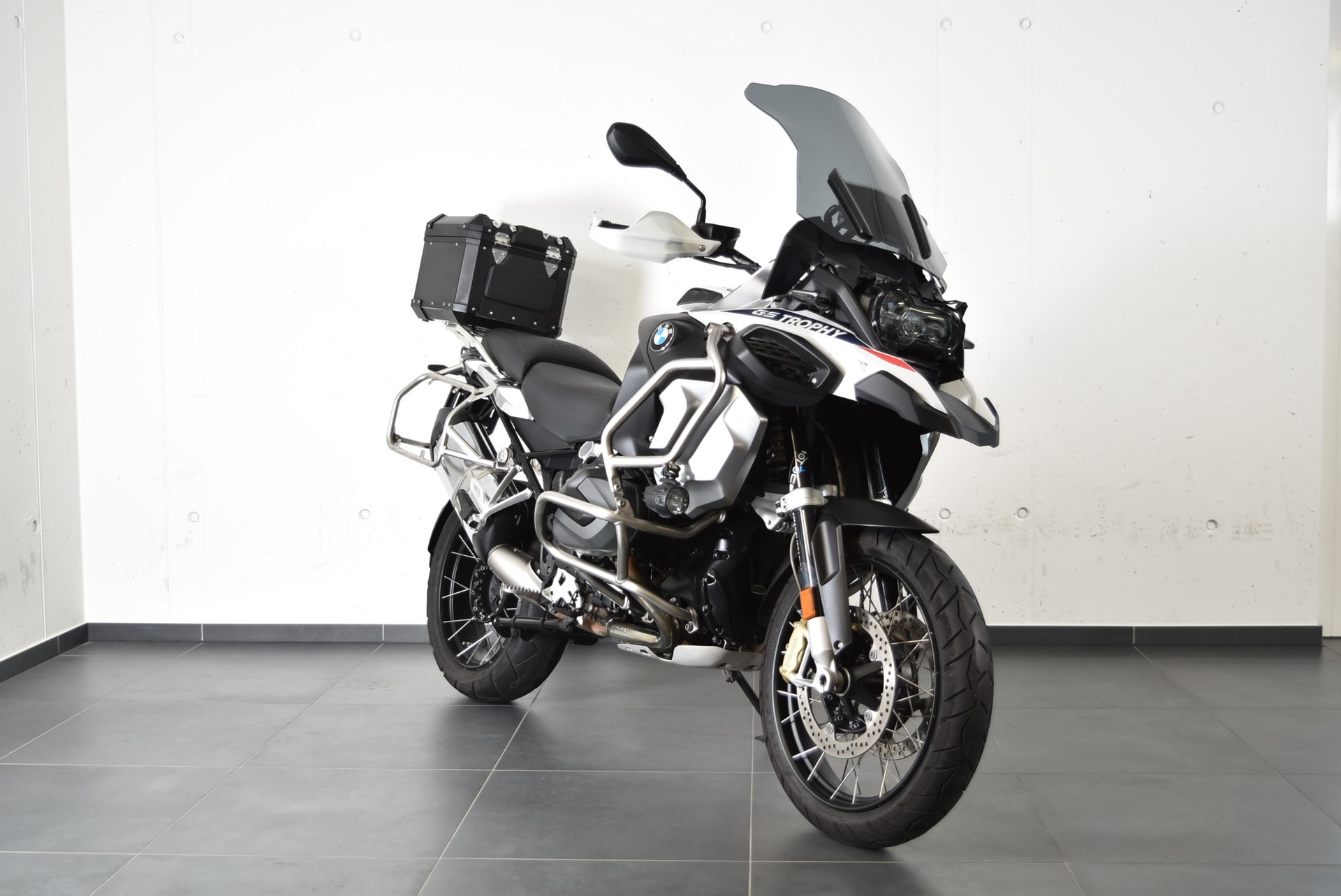 BMW R 1250 GS ADVENTURE-image-2