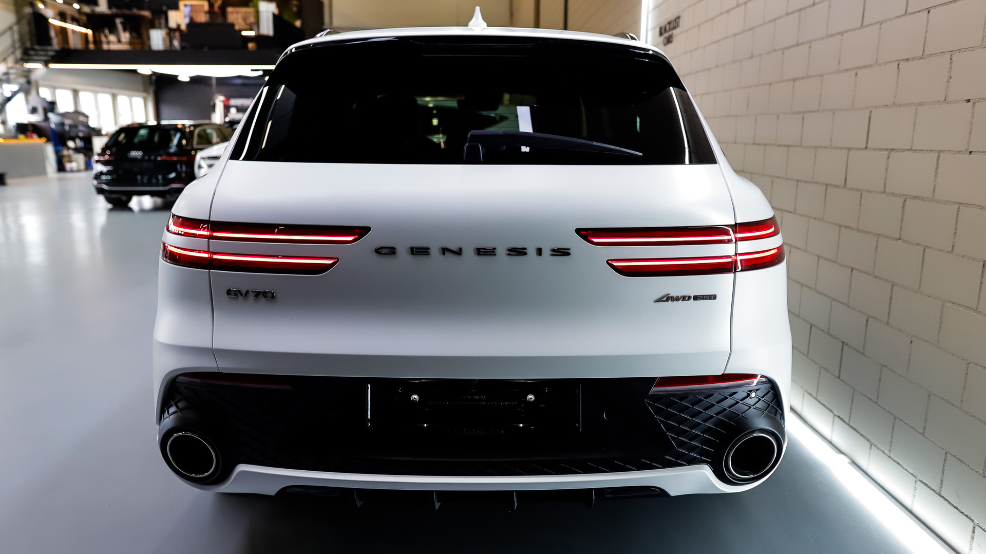 GENESIS GV70 2.5 TGDI Sport AT8 AWD Matterhorn White-image-5