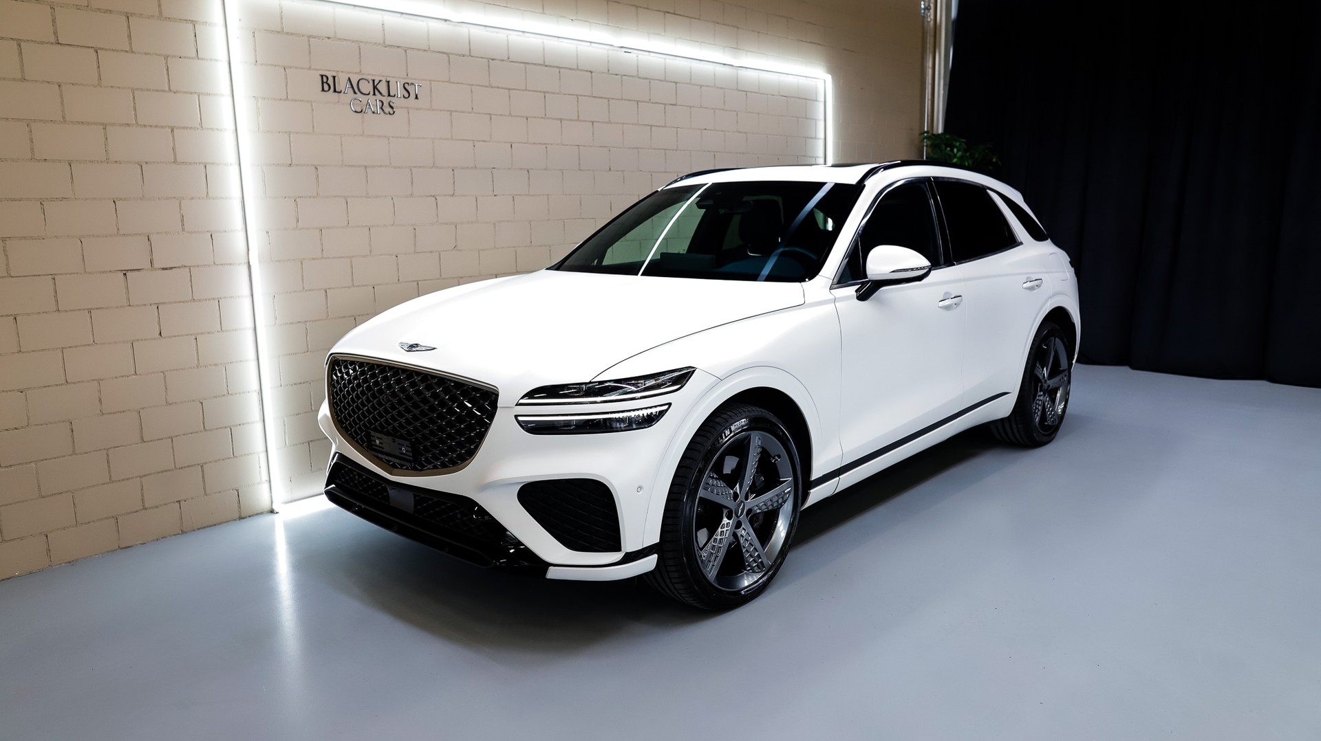GENESIS GV70 2.5 TGDI Sport AT8 AWD Matterhorn White