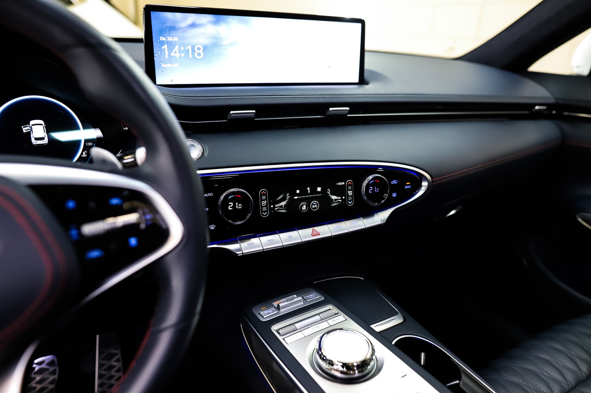 GENESIS GV70 2.5 TGDI Sport AT8 AWD Matterhorn White-image-11