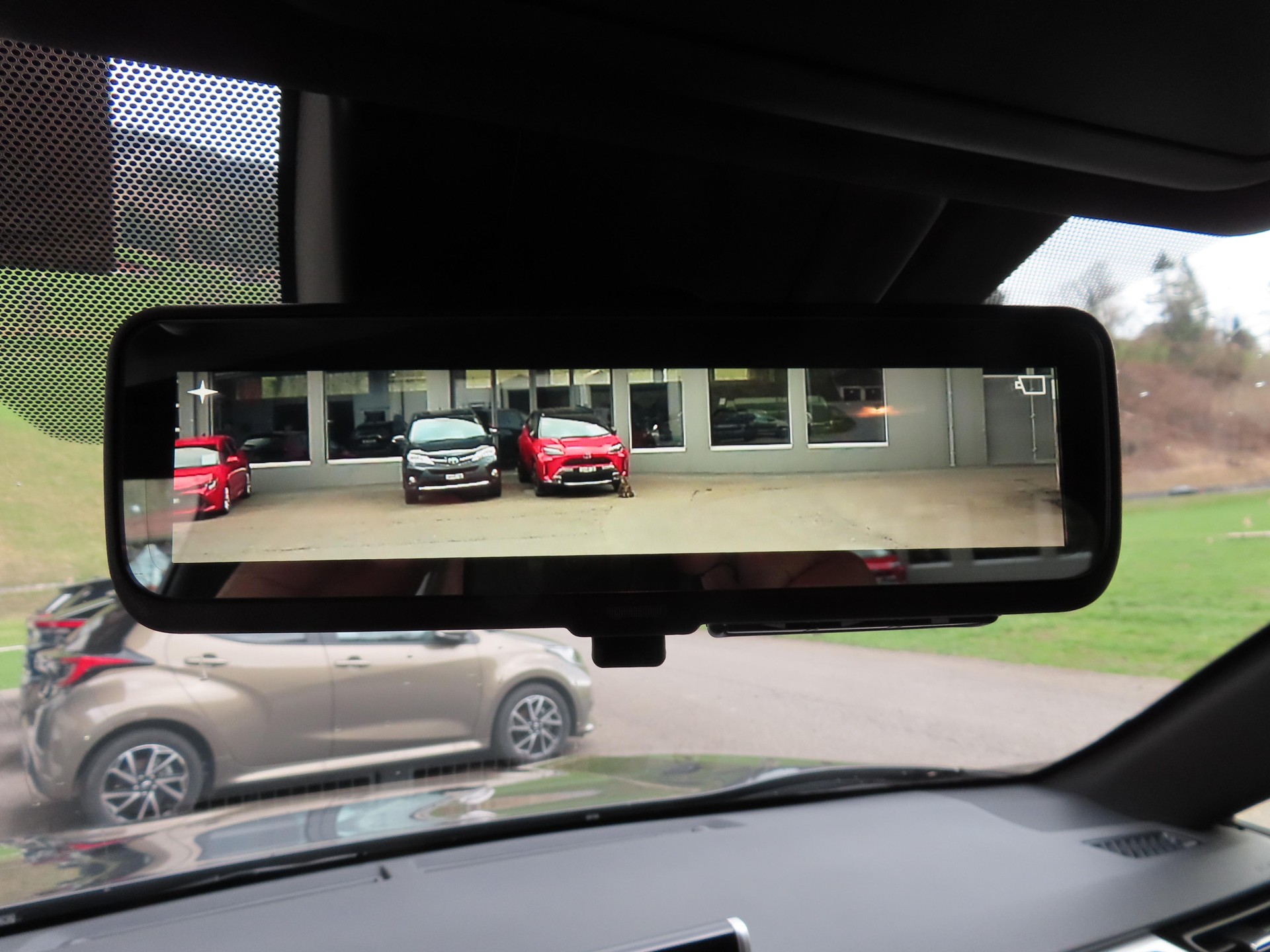 TOYOTA RAV4 2.5 HEV Style-image-14