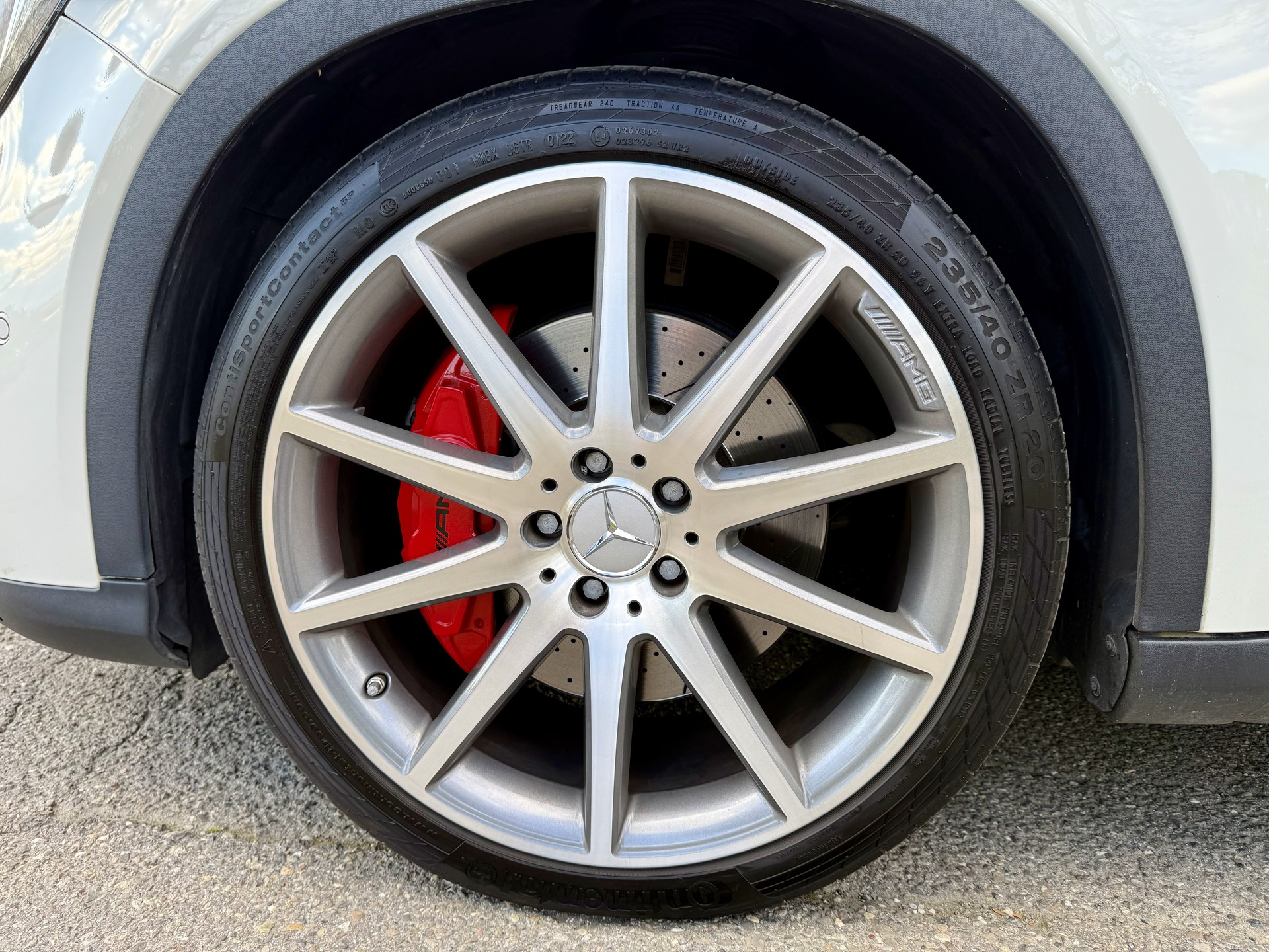 MERCEDES-BENZ GLA 45 AMG 4Matic 7G-DCT-image-13