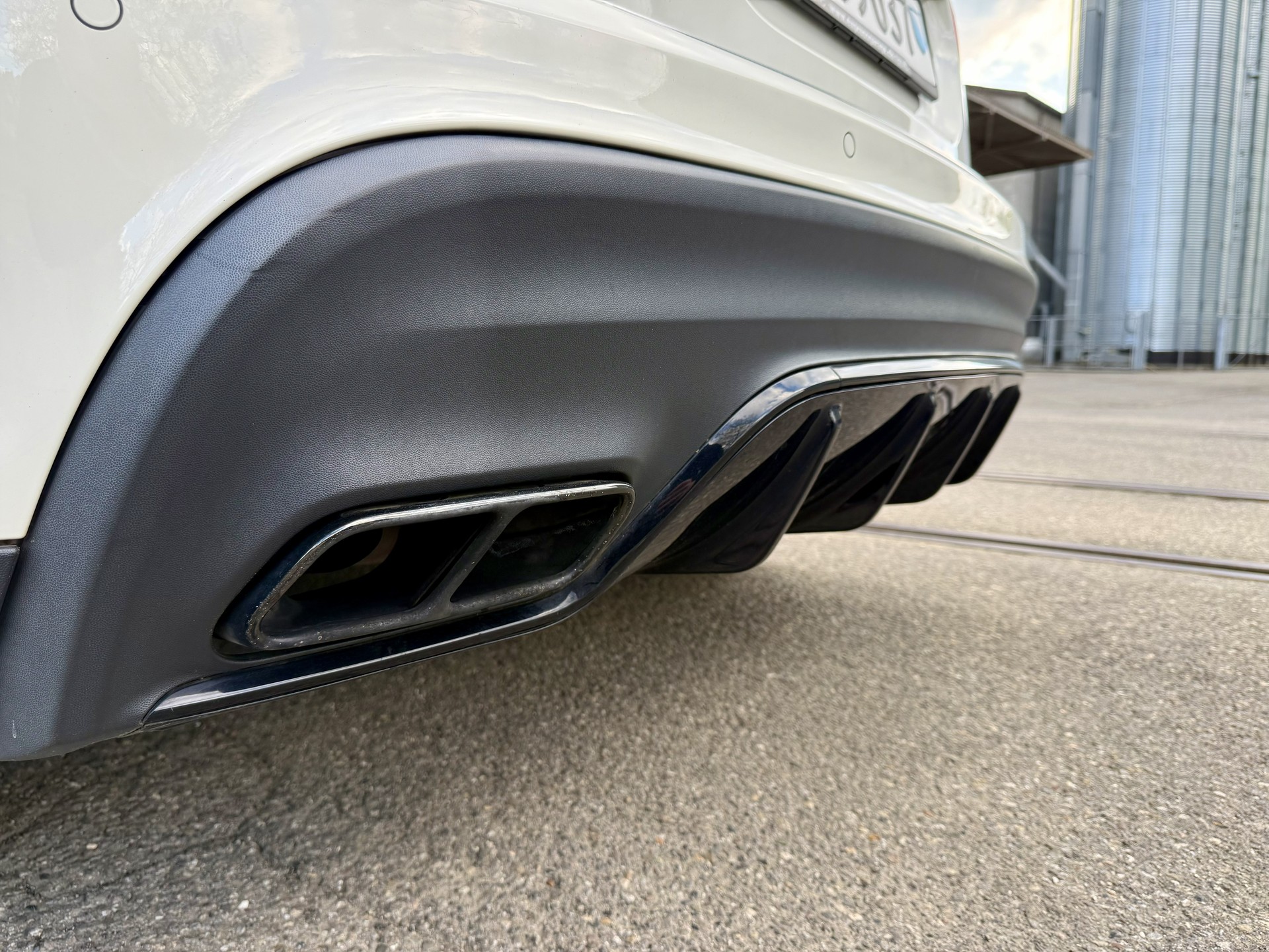 MERCEDES-BENZ GLA 45 AMG 4Matic 7G-DCT-image-12