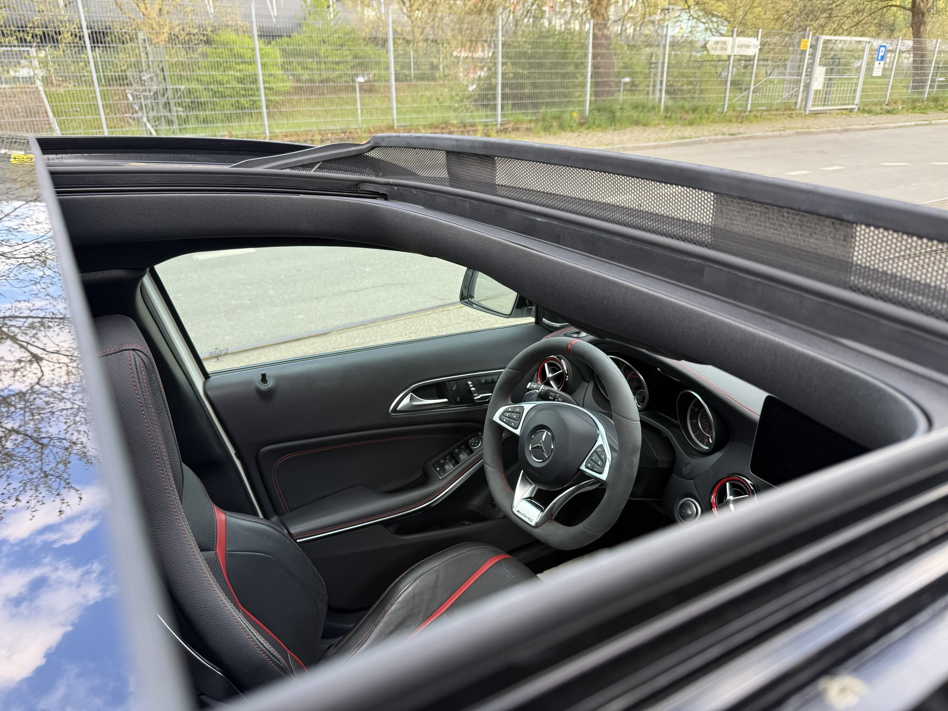 MERCEDES-BENZ GLA 45 AMG 4Matic 7G-DCT-image-9