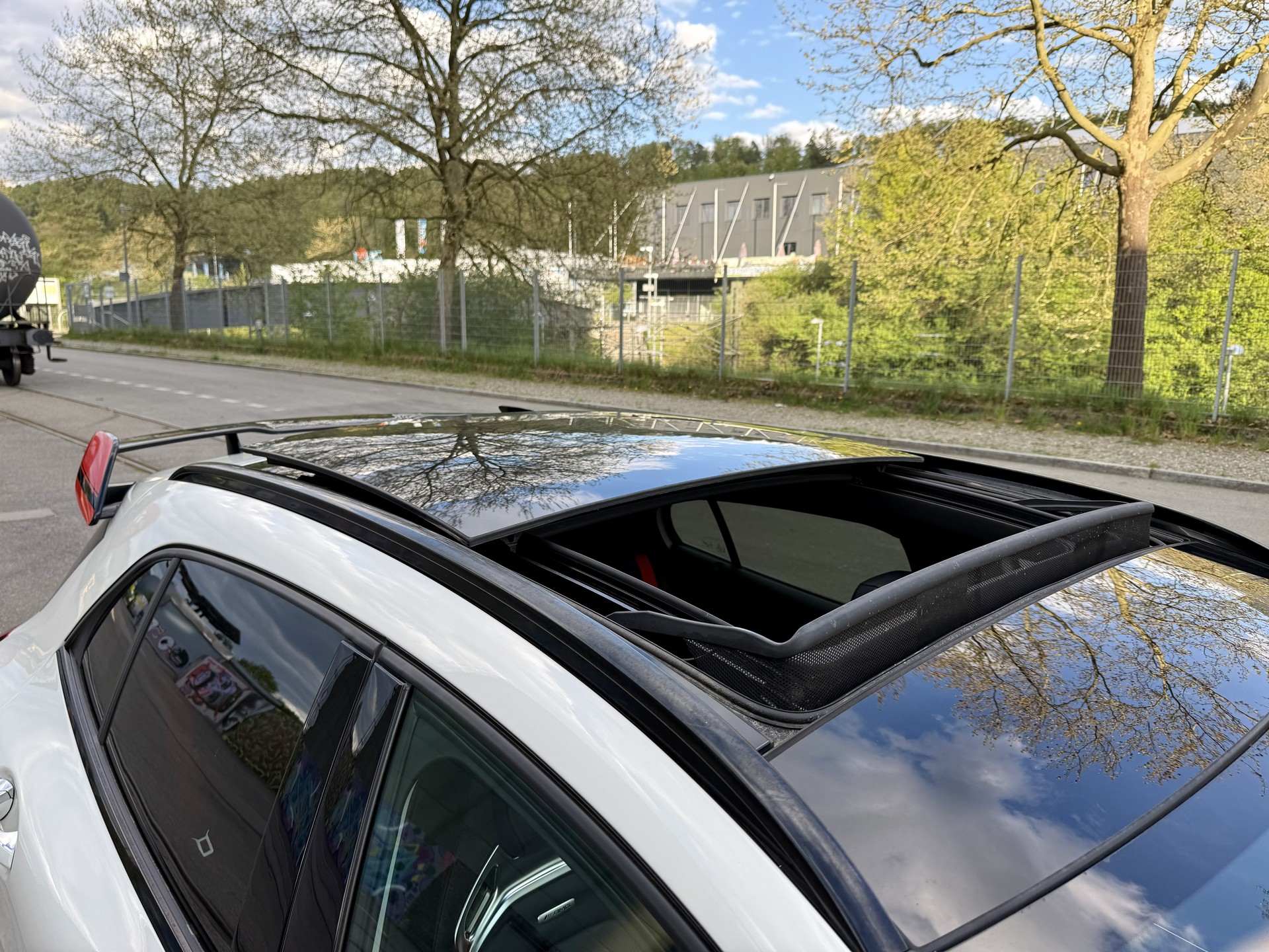 MERCEDES-BENZ GLA 45 AMG 4Matic 7G-DCT-image-10