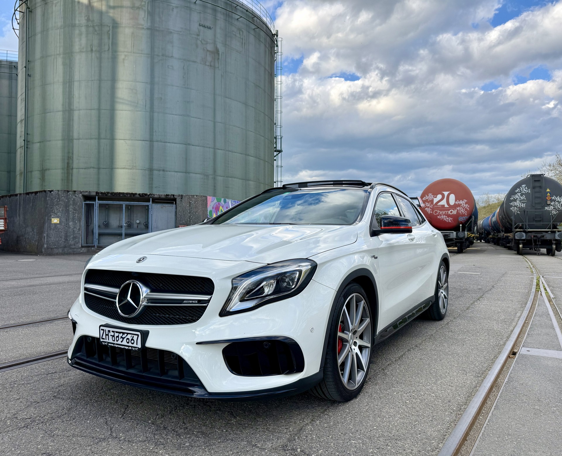 MERCEDES-BENZ GLA 45 AMG 4Matic 7G-DCT