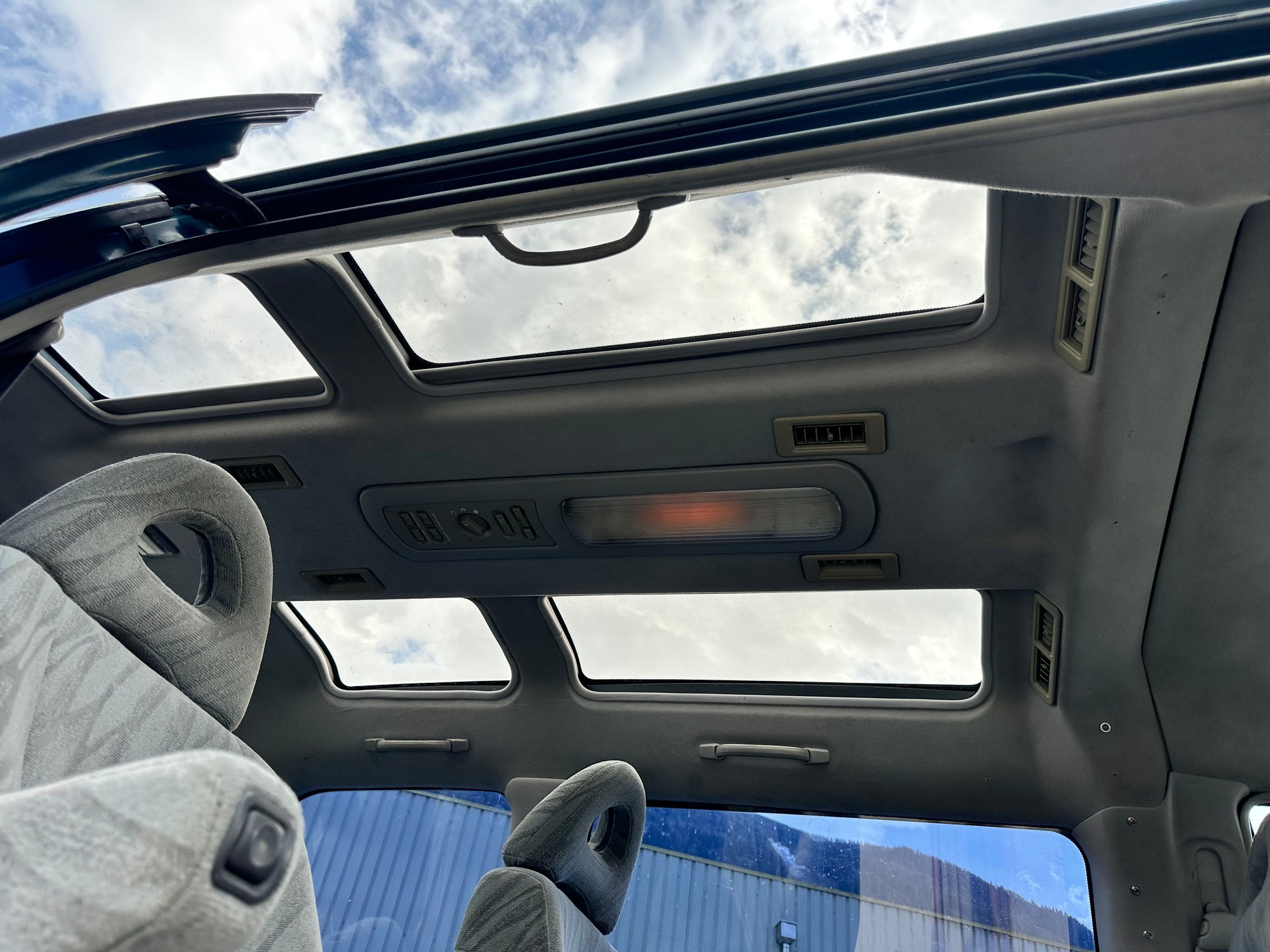 MITSUBISHI Space Gear 2.4 GLS Edit.-image-12